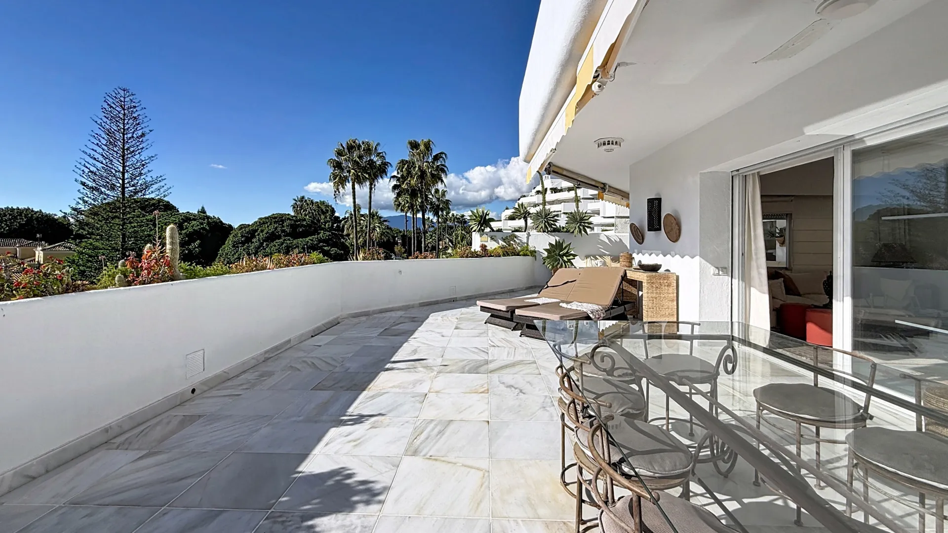 Guadalmina Baja apartment for sale