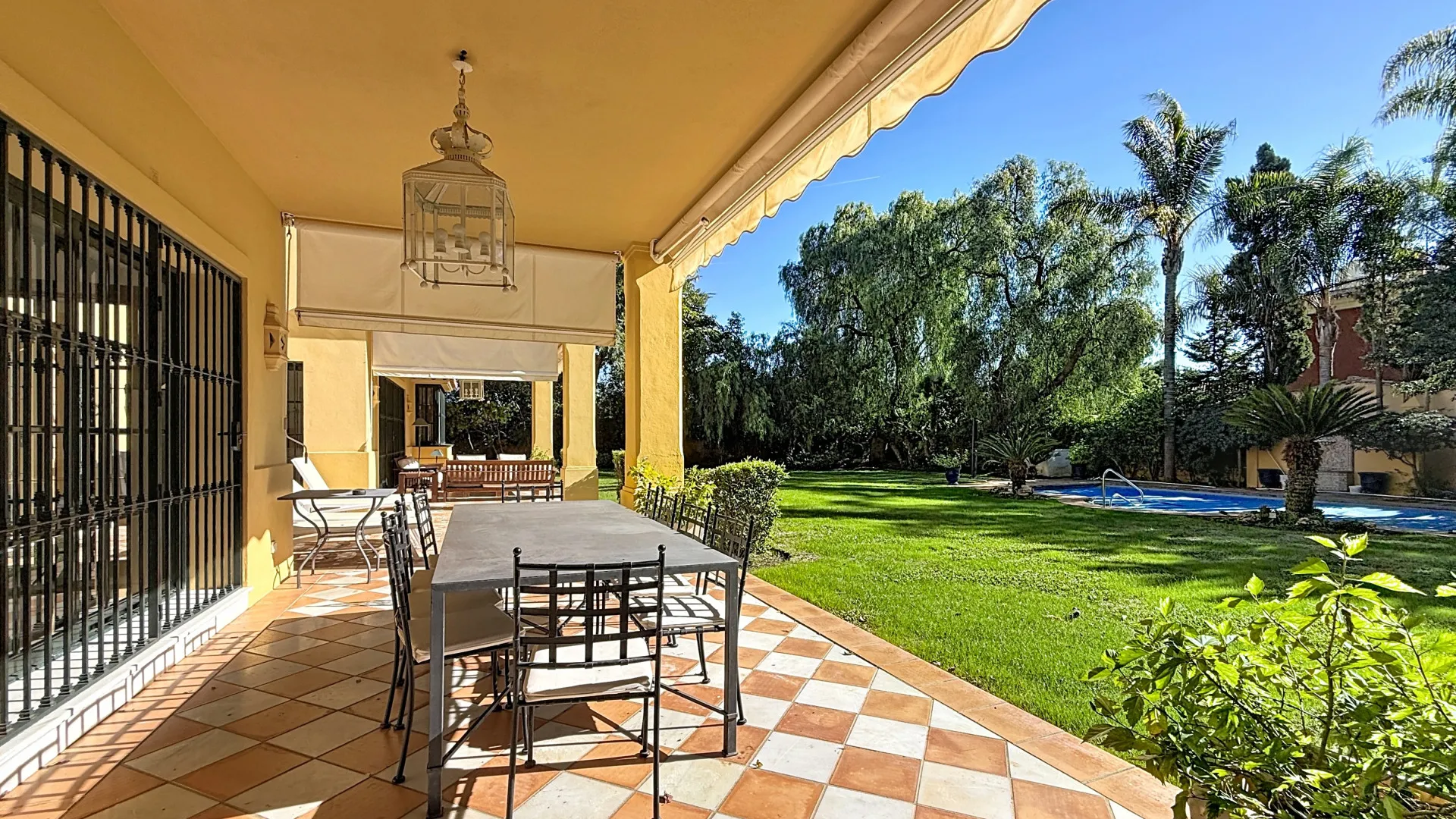 For sale villa in Casasola with 6 bedrooms