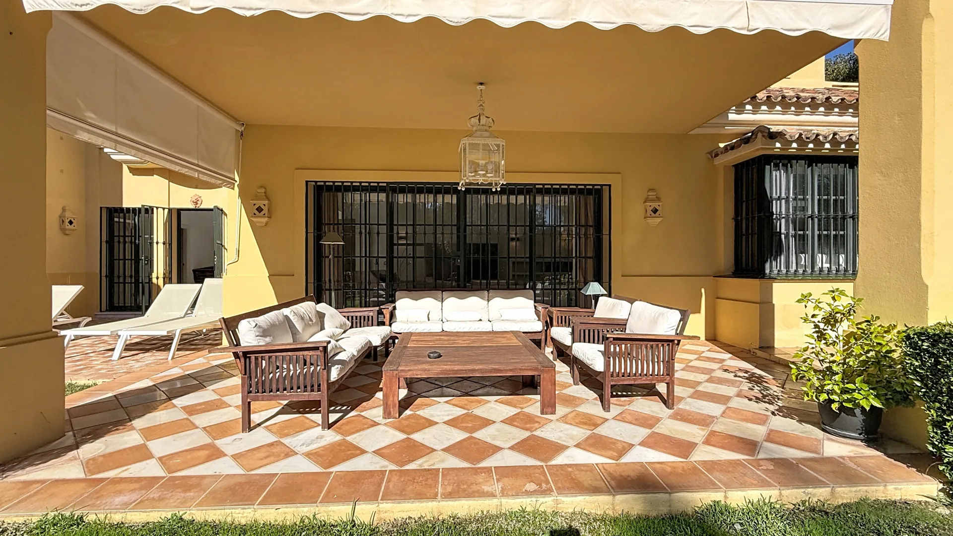 For sale villa in Casasola with 6 bedrooms