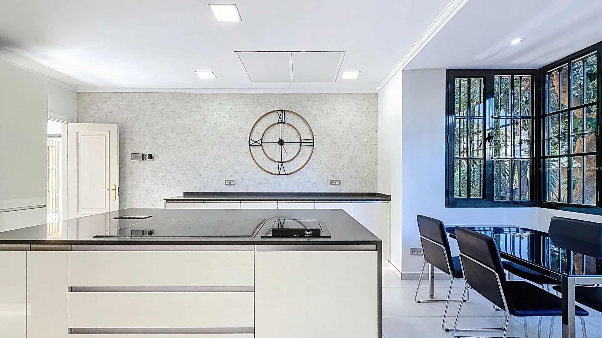 For sale villa in Casasola with 6 bedrooms