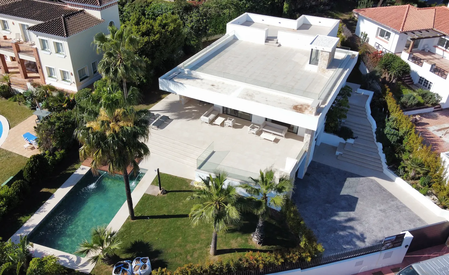 Se vende villa en Guadalmina Alta con 4 dormitorios