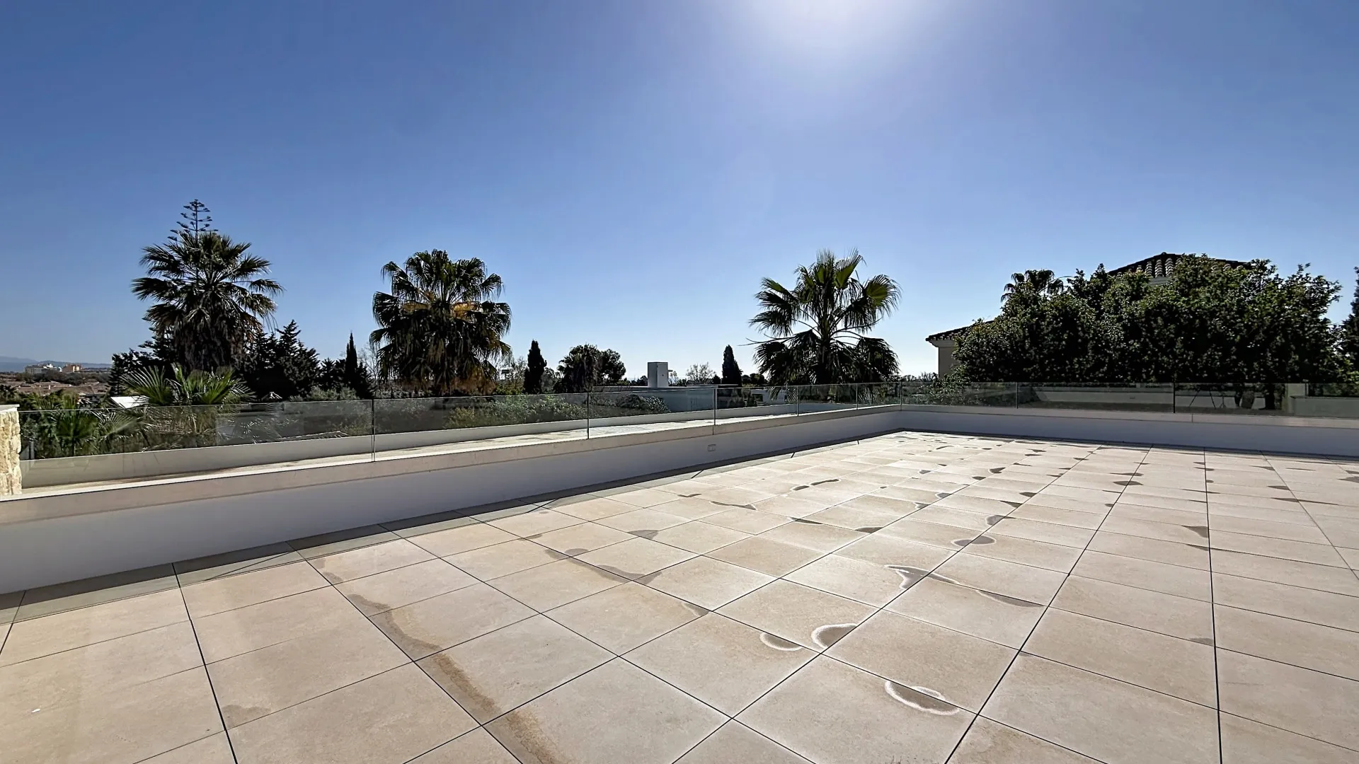 Se vende villa en Guadalmina Alta con 4 dormitorios