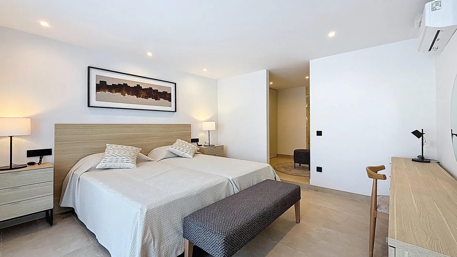Se vende villa en Guadalmina Alta con 4 dormitorios