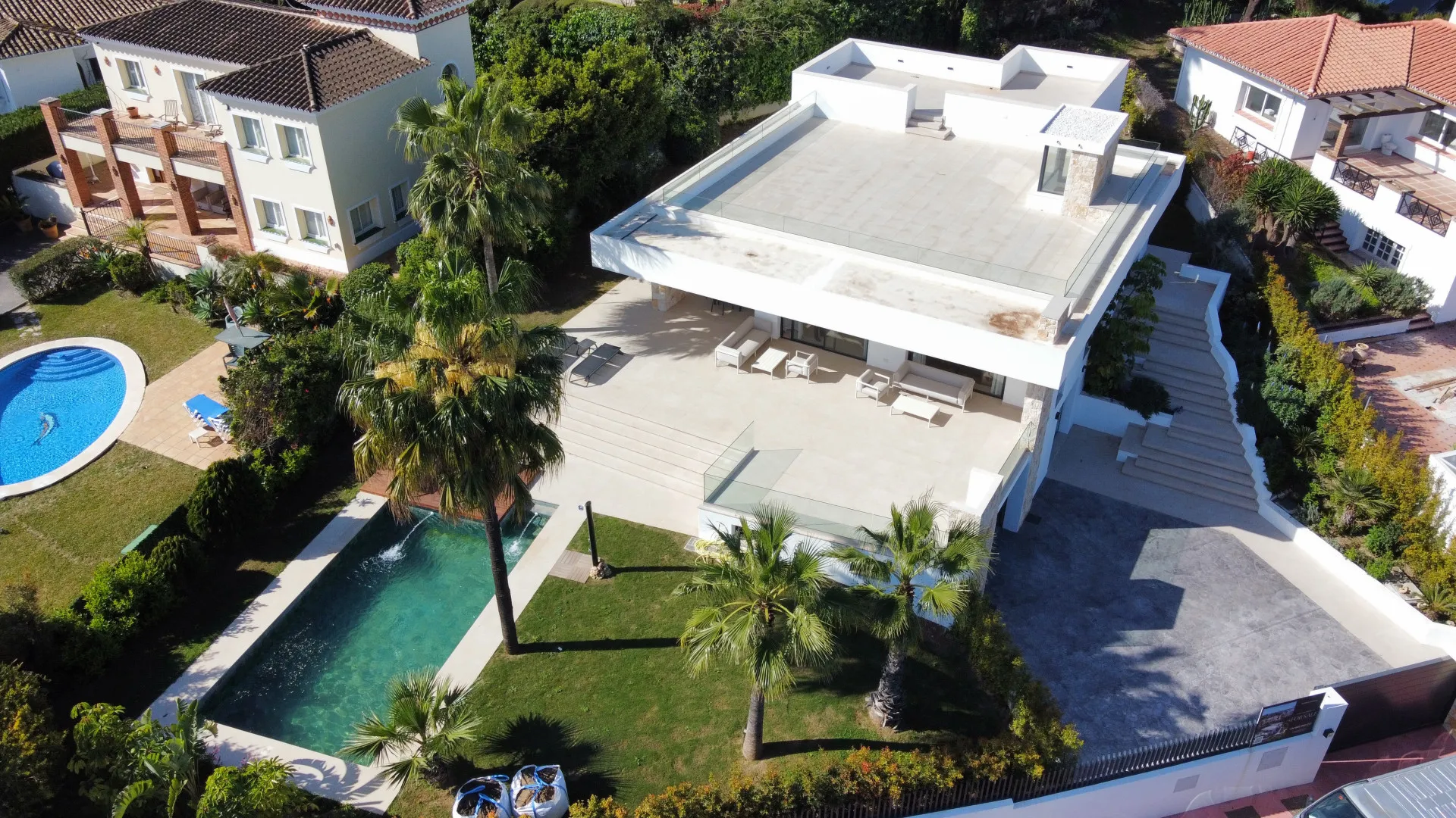 Se vende villa en Guadalmina Alta con 4 dormitorios