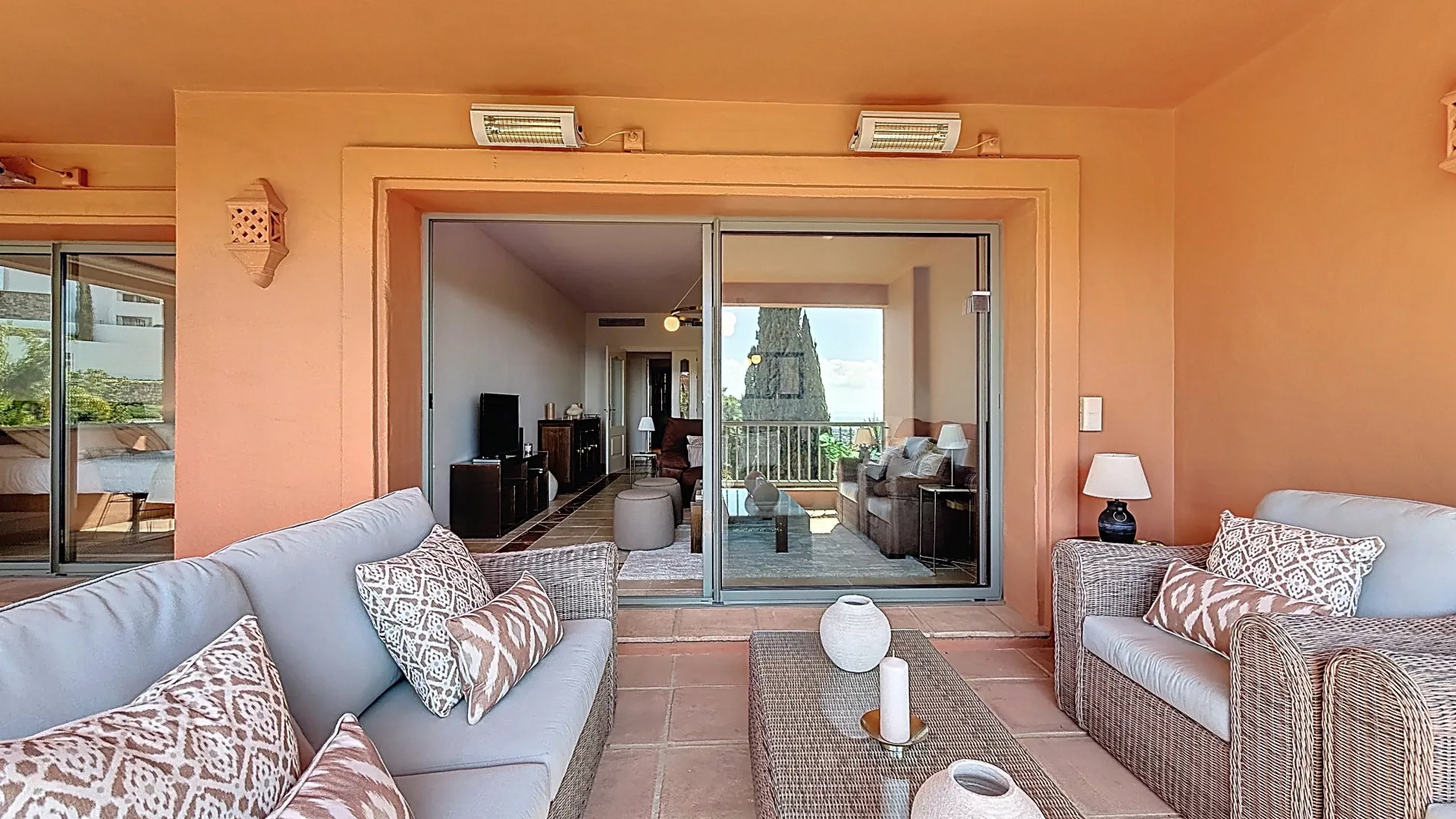 Apartamento con 3 dormitorios en venta en Royal Flamingos