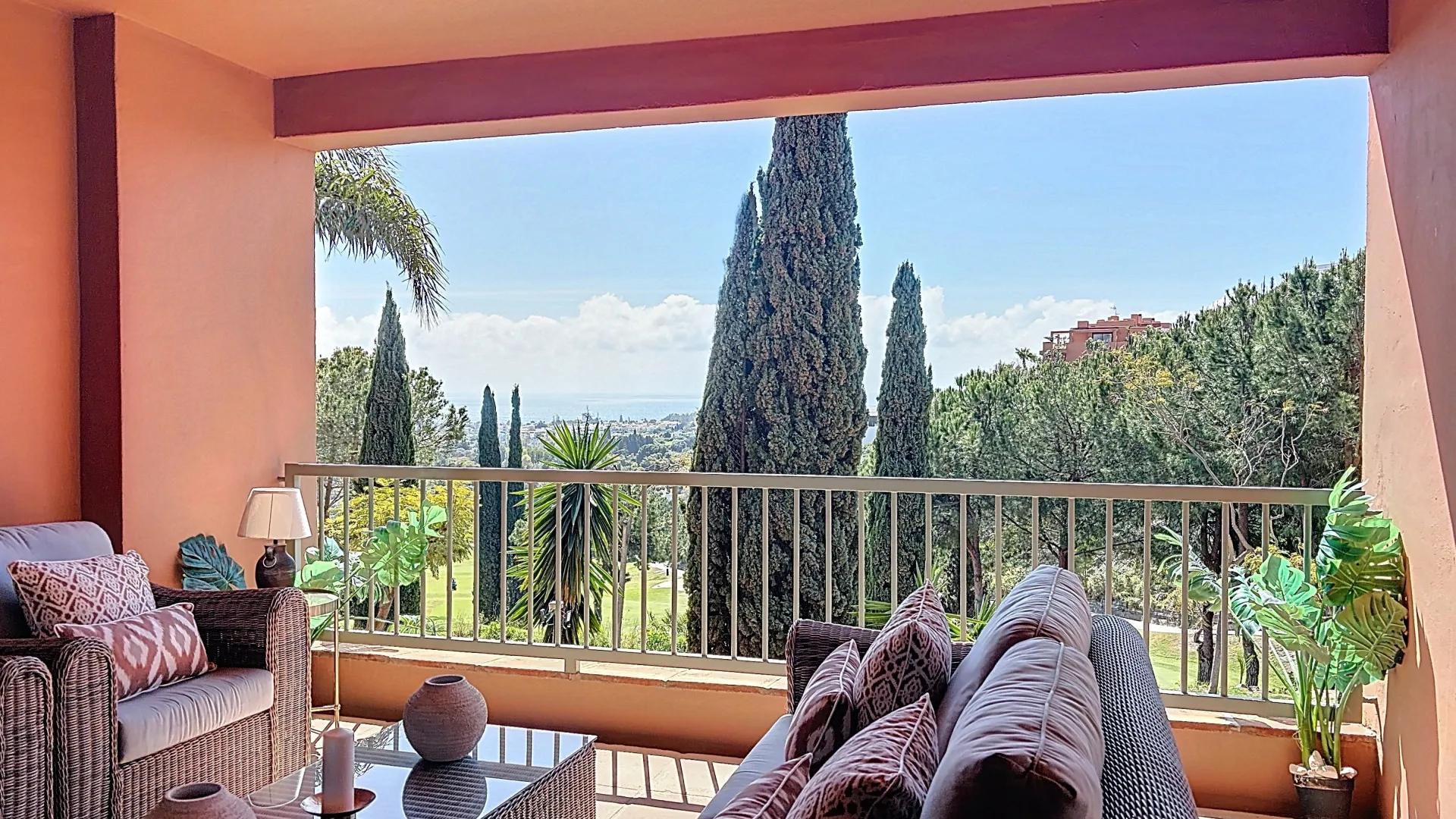 Apartamento con 3 dormitorios en venta en Royal Flamingos