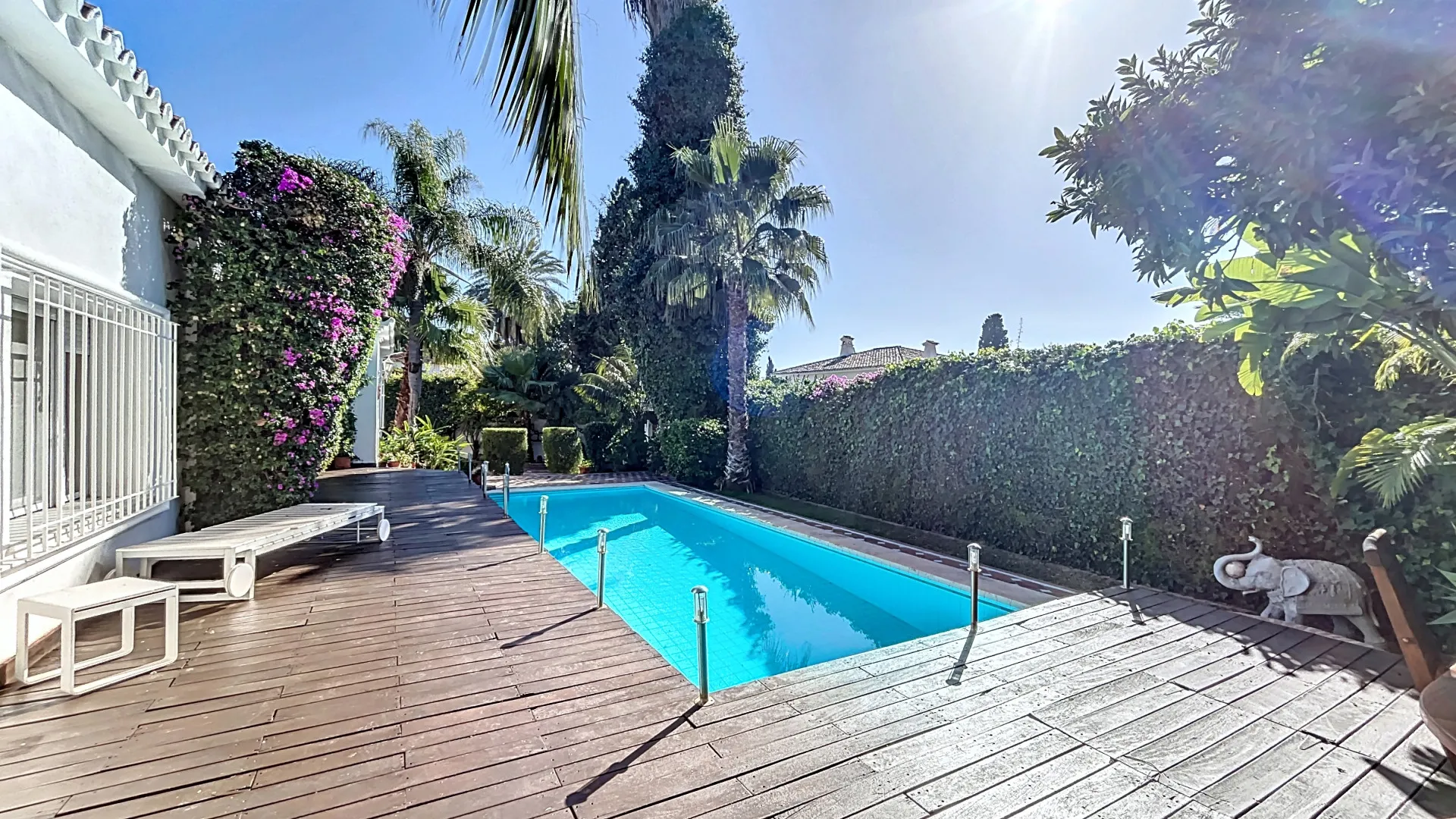 For sale villa in Guadalmina Alta with 3 bedrooms