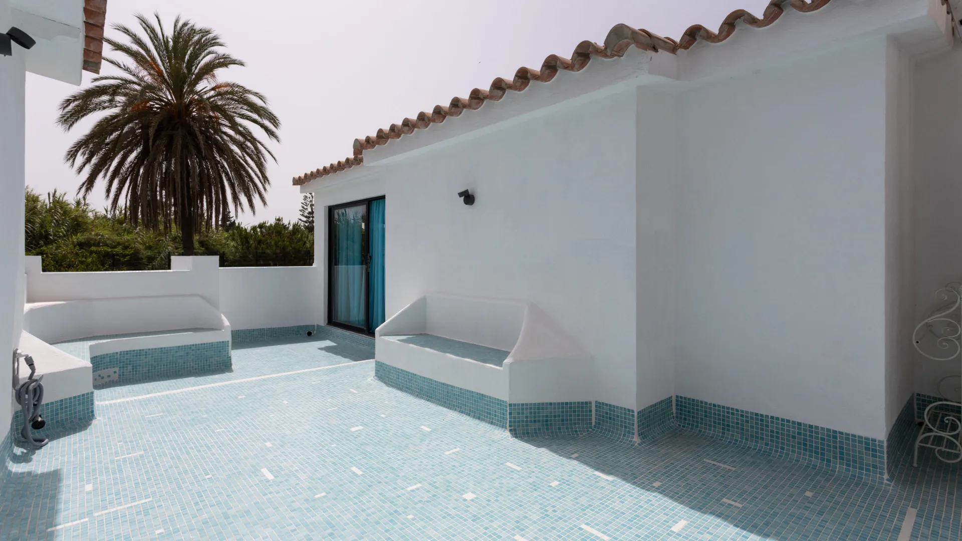 Villa en venta de 4 dormitorios en Guadalmina Baja