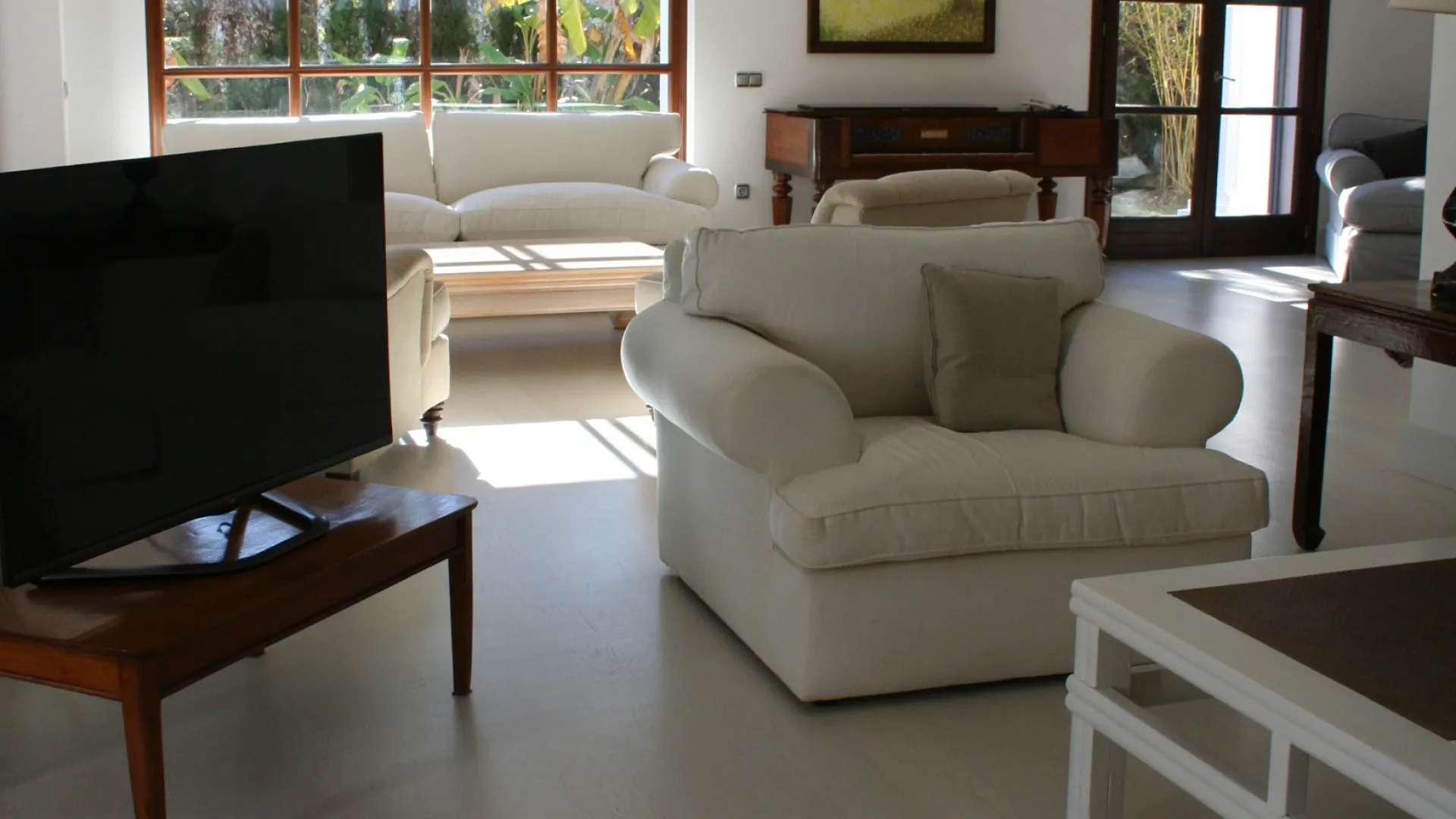 Villa for sale in Guadalmina Baja with 5 bedrooms