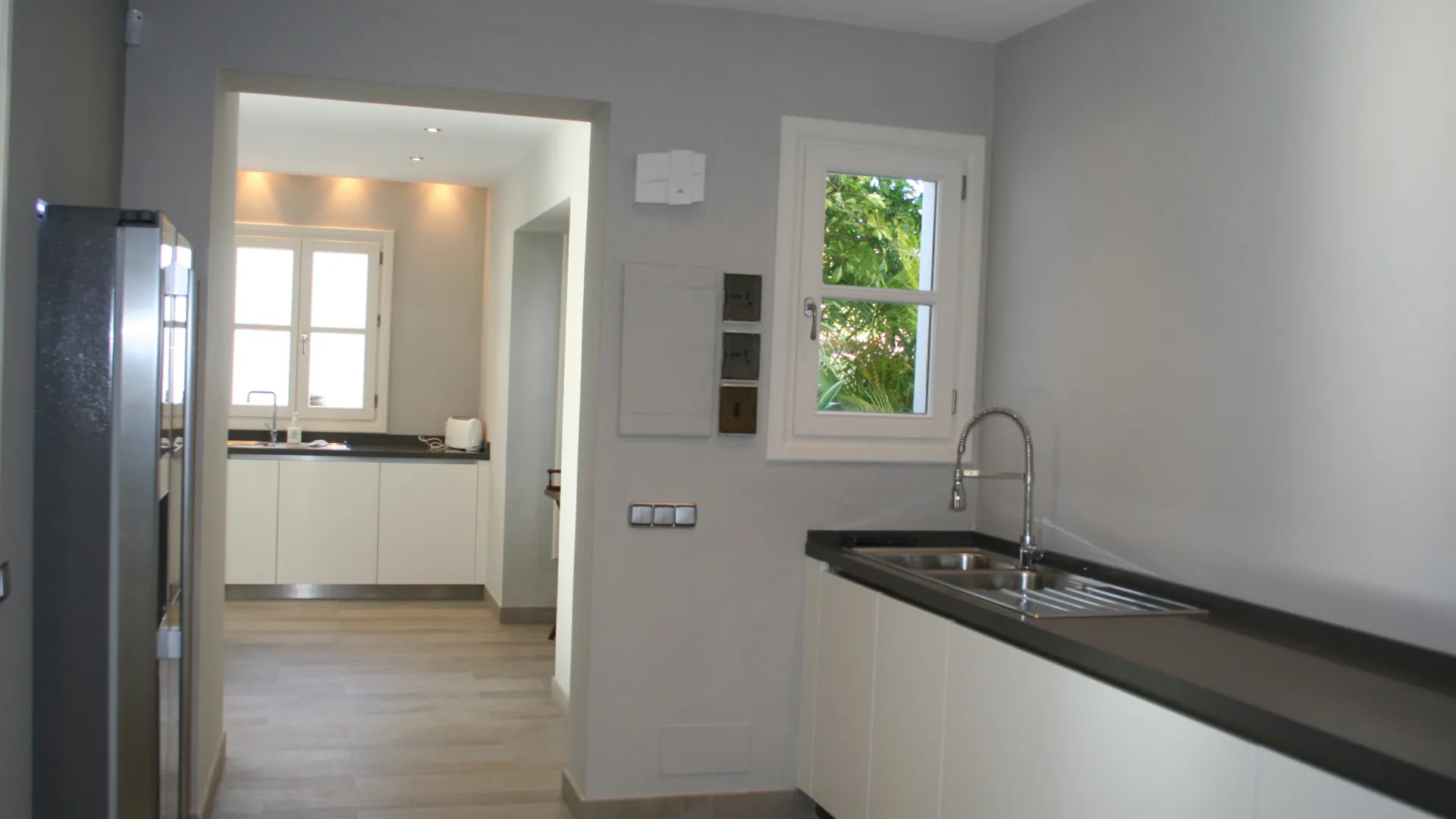Villa for sale in Guadalmina Baja with 5 bedrooms