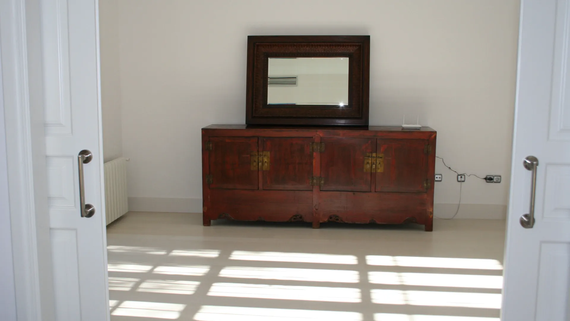 Villa for sale in Guadalmina Baja with 5 bedrooms