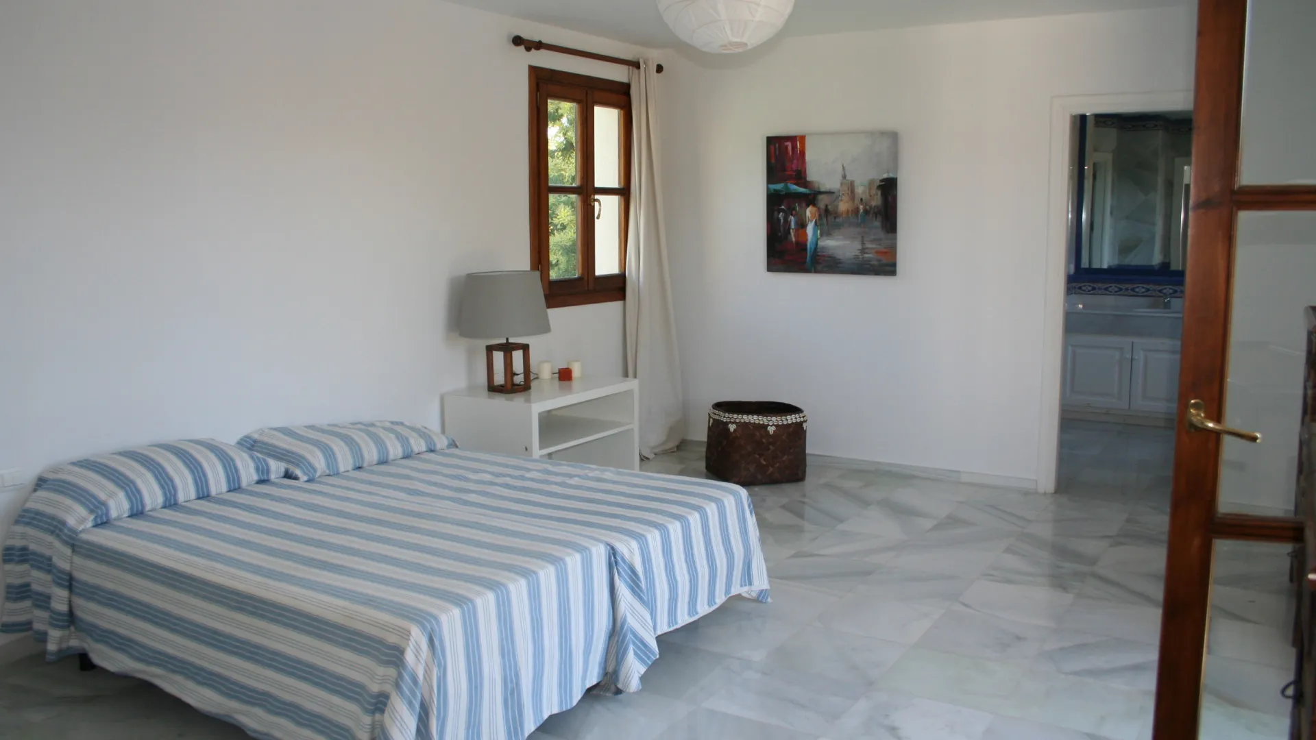 Villa for sale in Guadalmina Baja with 5 bedrooms