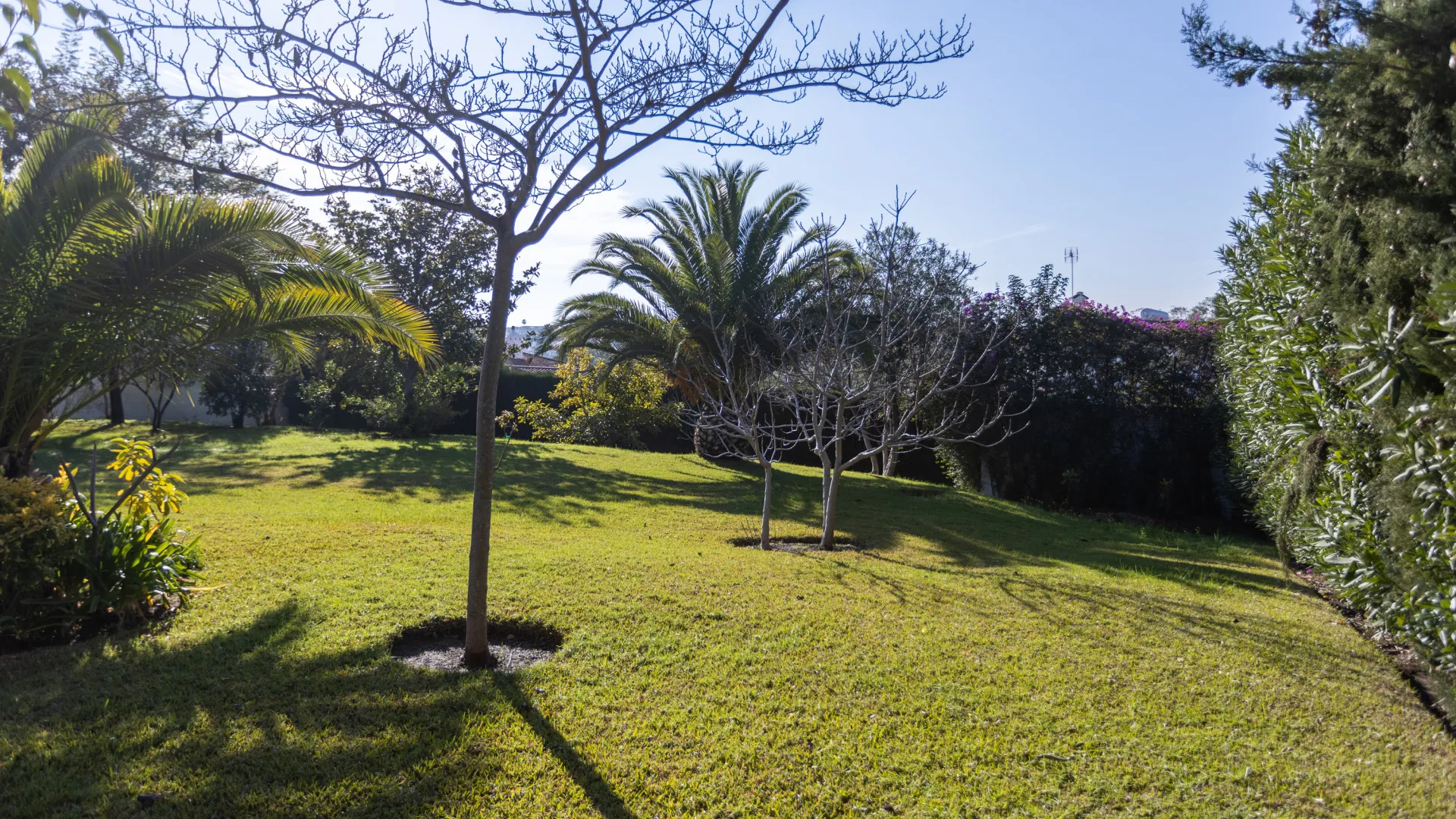 Se vende villa en Guadalmina Alta con 4 dormitorios