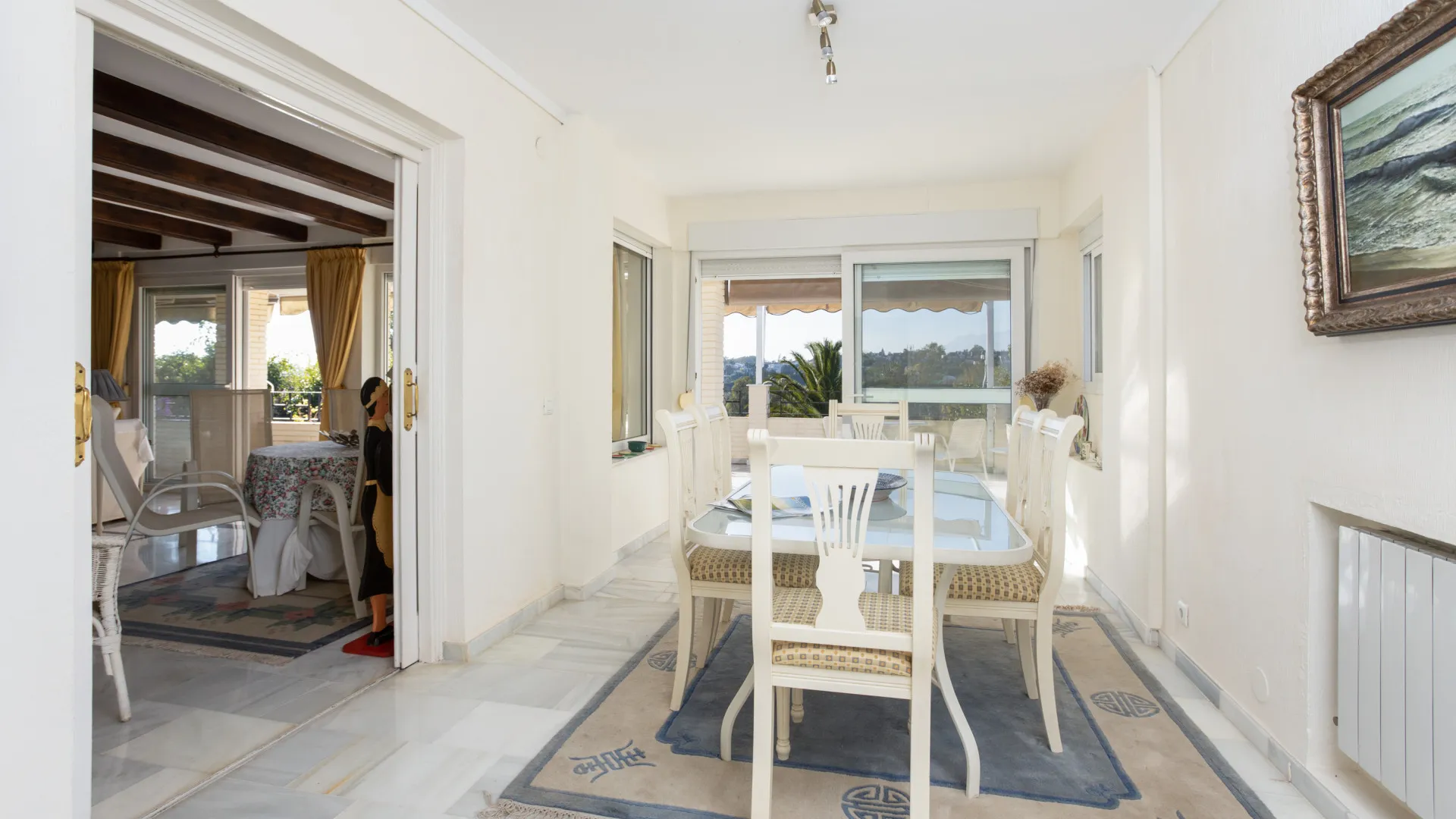 Se vende villa en Guadalmina Alta con 4 dormitorios