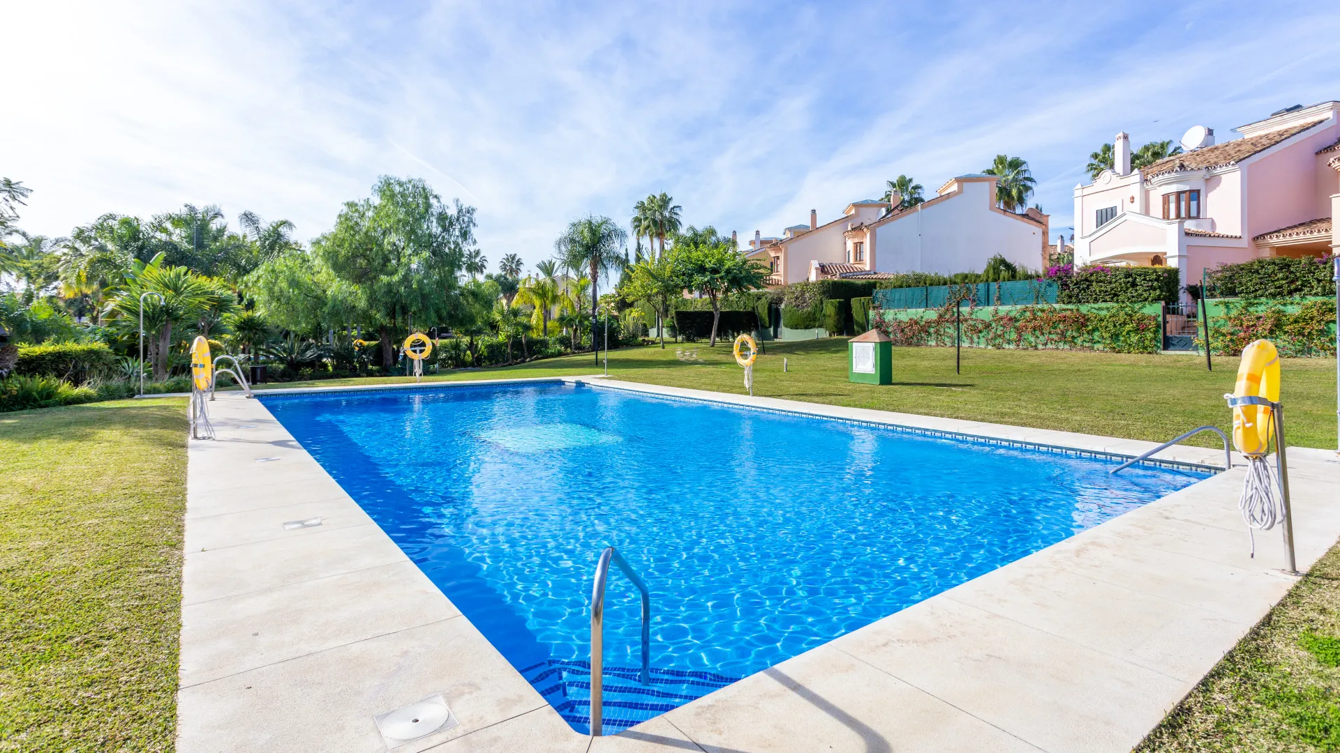 Guadalmina Alta 3 bedrooms villa for sale