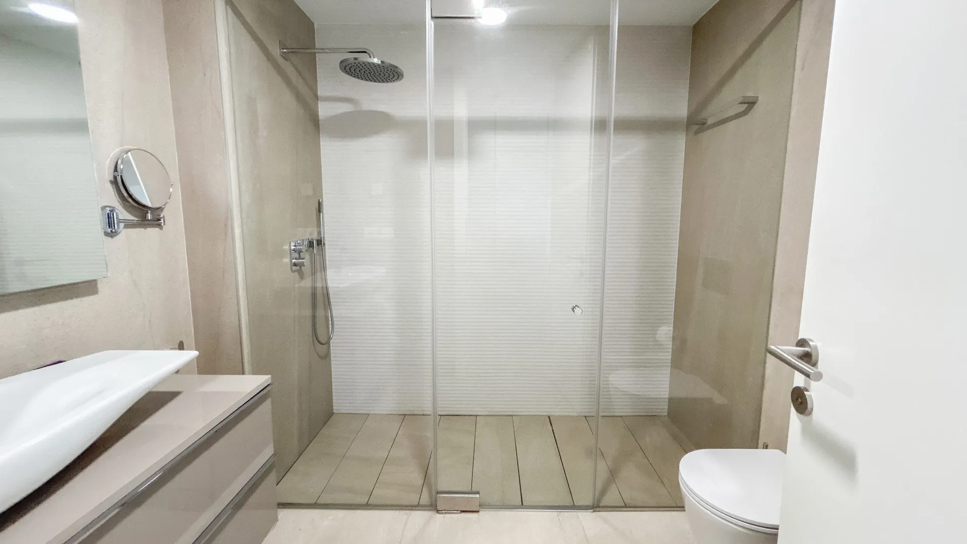 Comprar apartamento en Estepona con 2 dormitorios