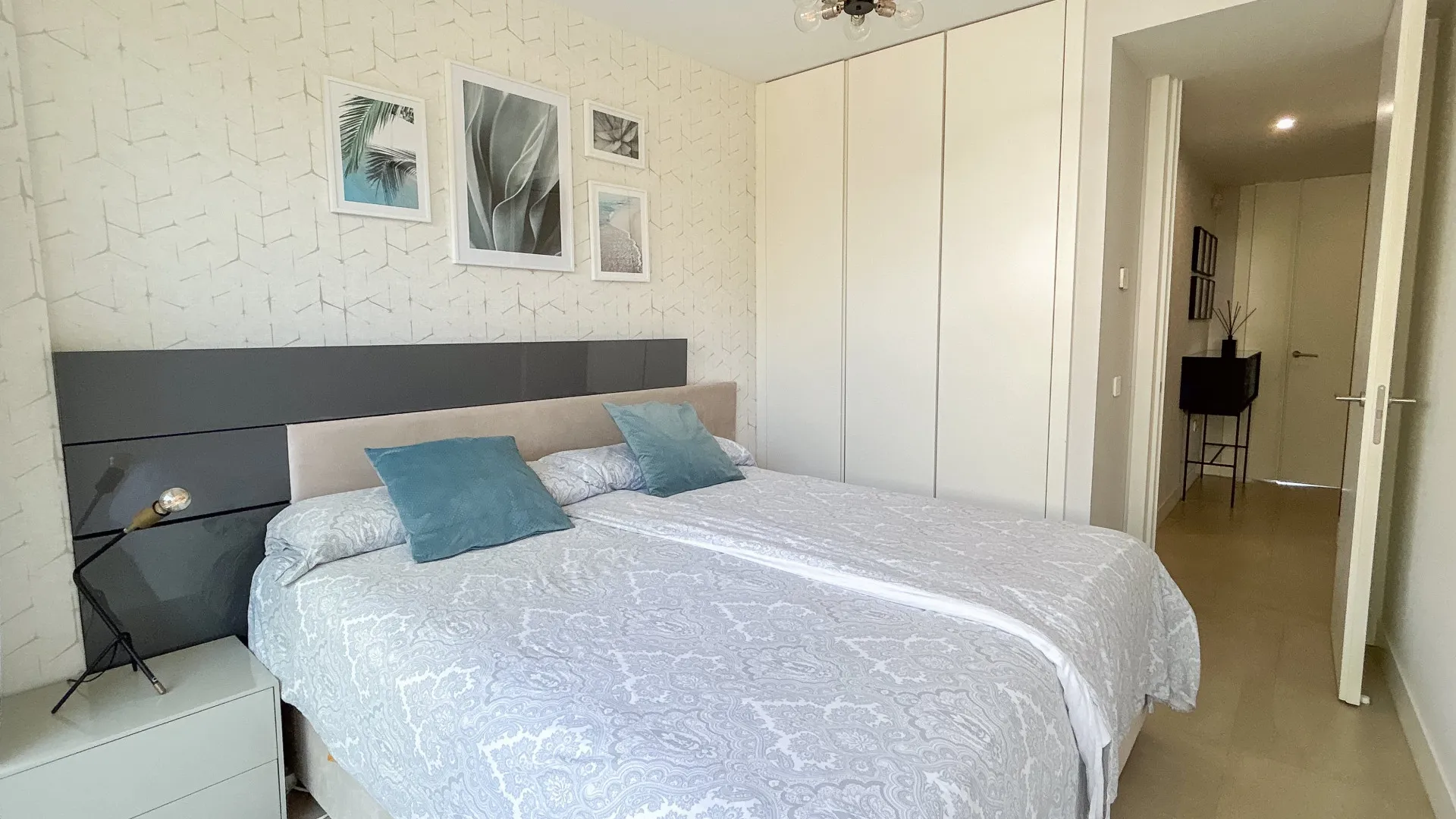 Comprar apartamento en Estepona con 2 dormitorios