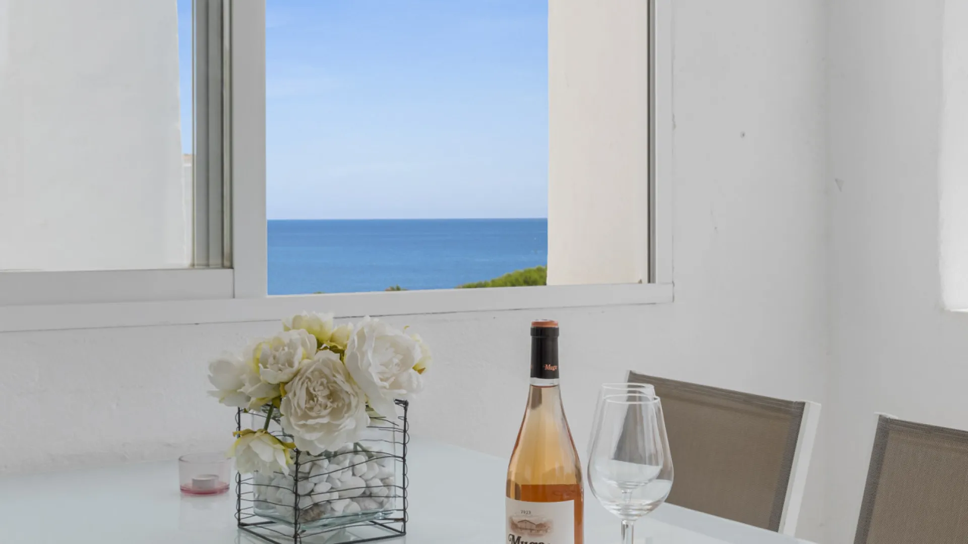 Comprar apartamento en Playas del Duque de 3 dormitorios