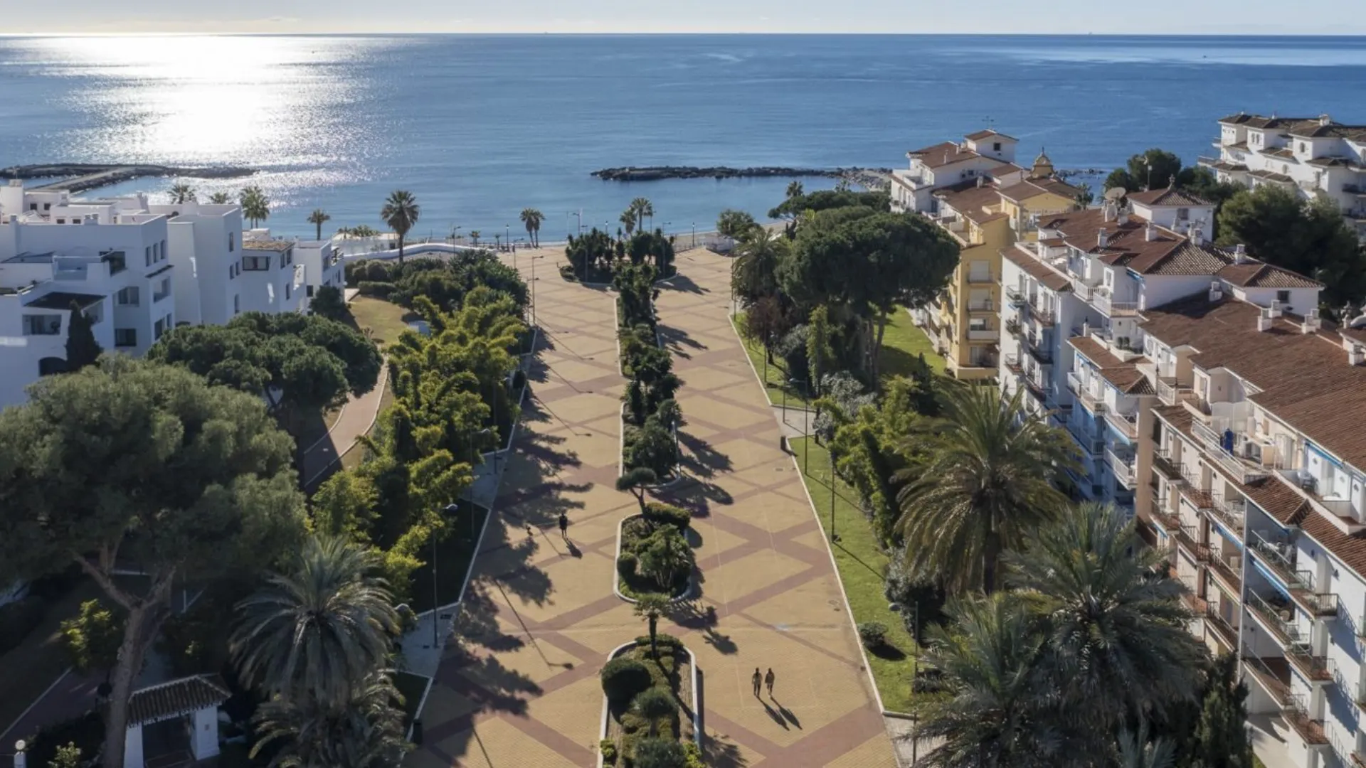 Comprar apartamento en Playas del Duque de 3 dormitorios