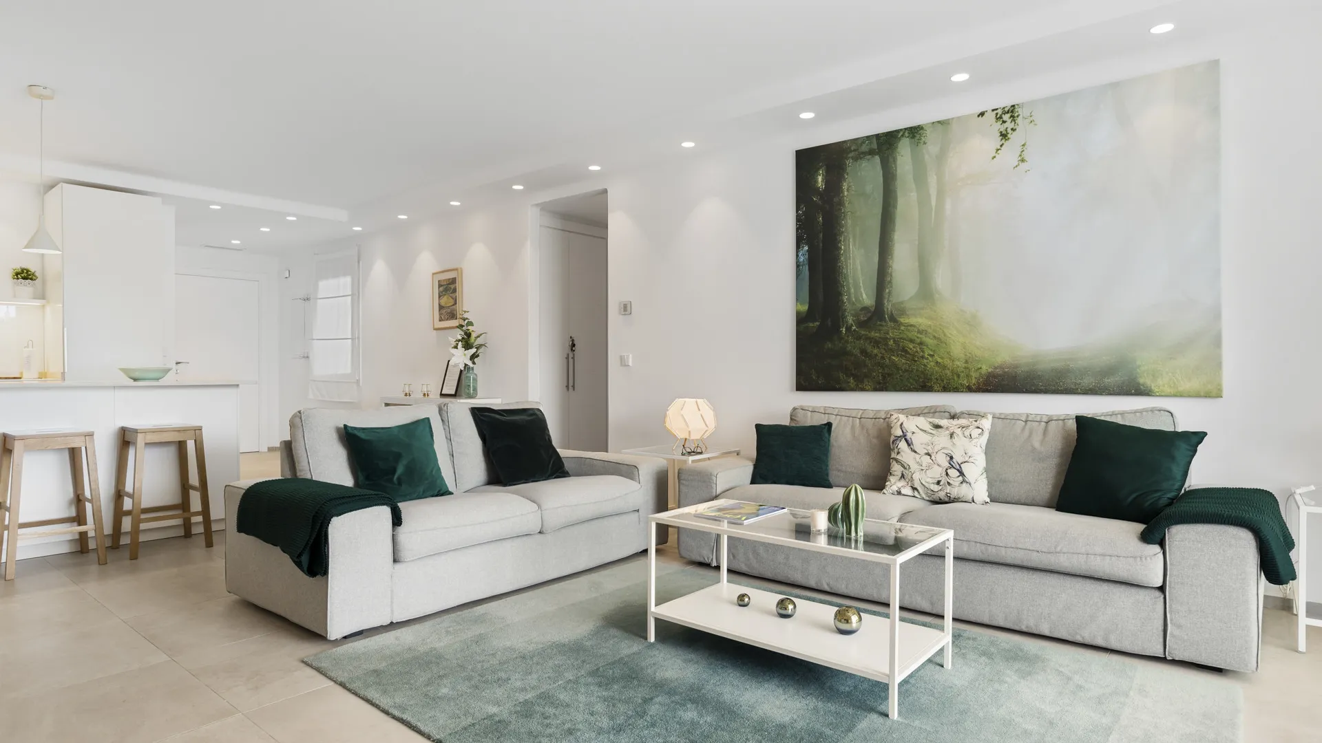 Comprar apartamento en Playas del Duque de 3 dormitorios