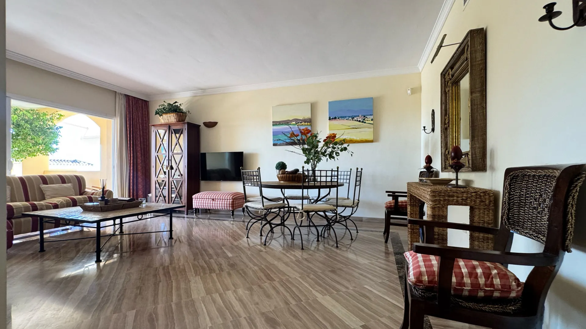 For sale Hacienda Elviria apartment