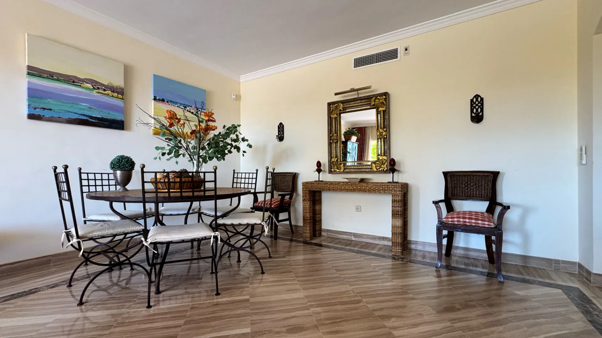 For sale Hacienda Elviria apartment