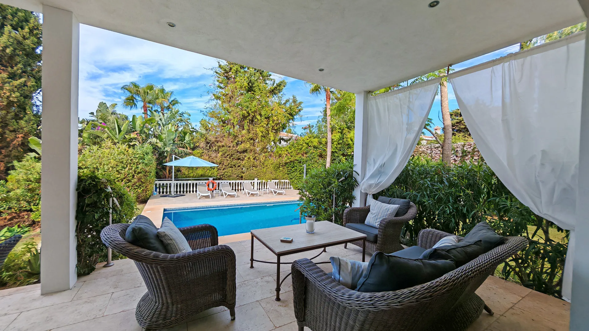3 bedrooms villa for sale in El Chaparral