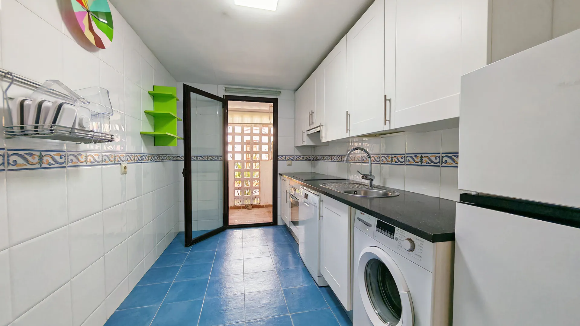 Nueva Andalucia 2 bedrooms apartment for sale