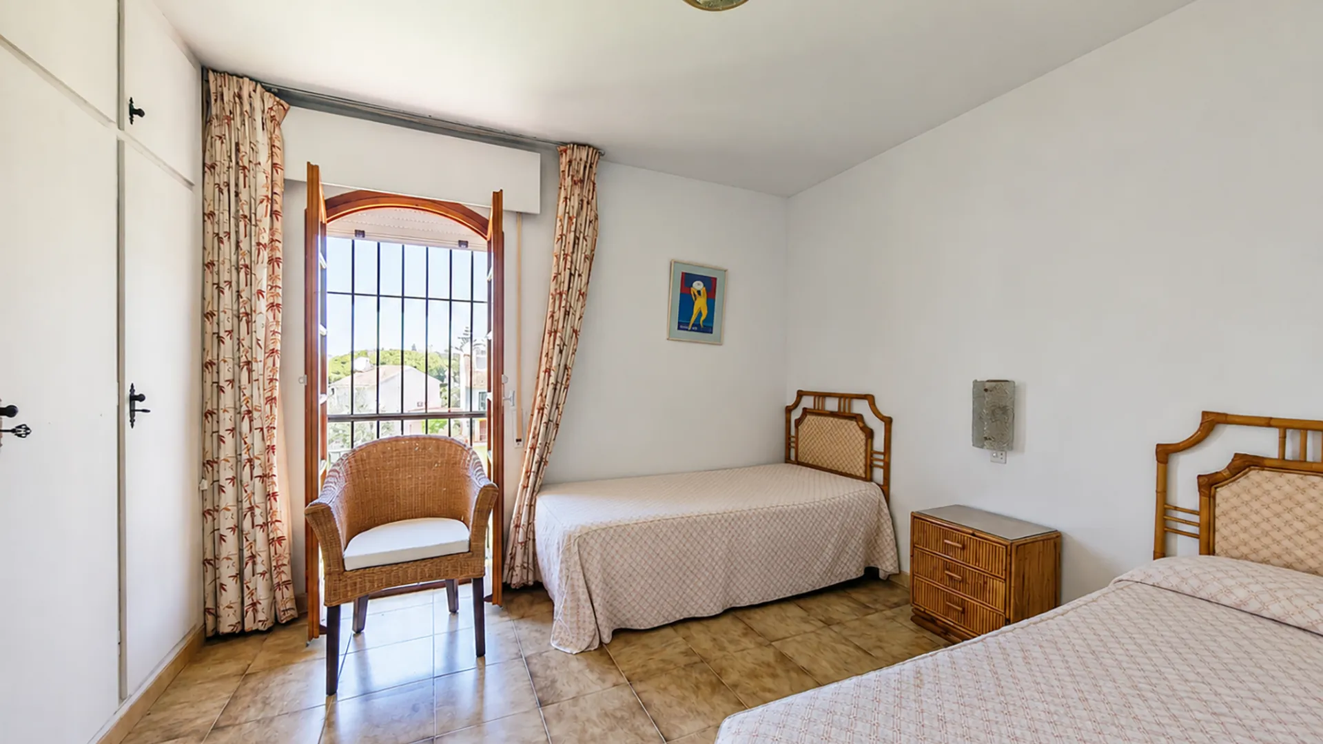 Adosado de 2 dormitorios en venta en Elviria