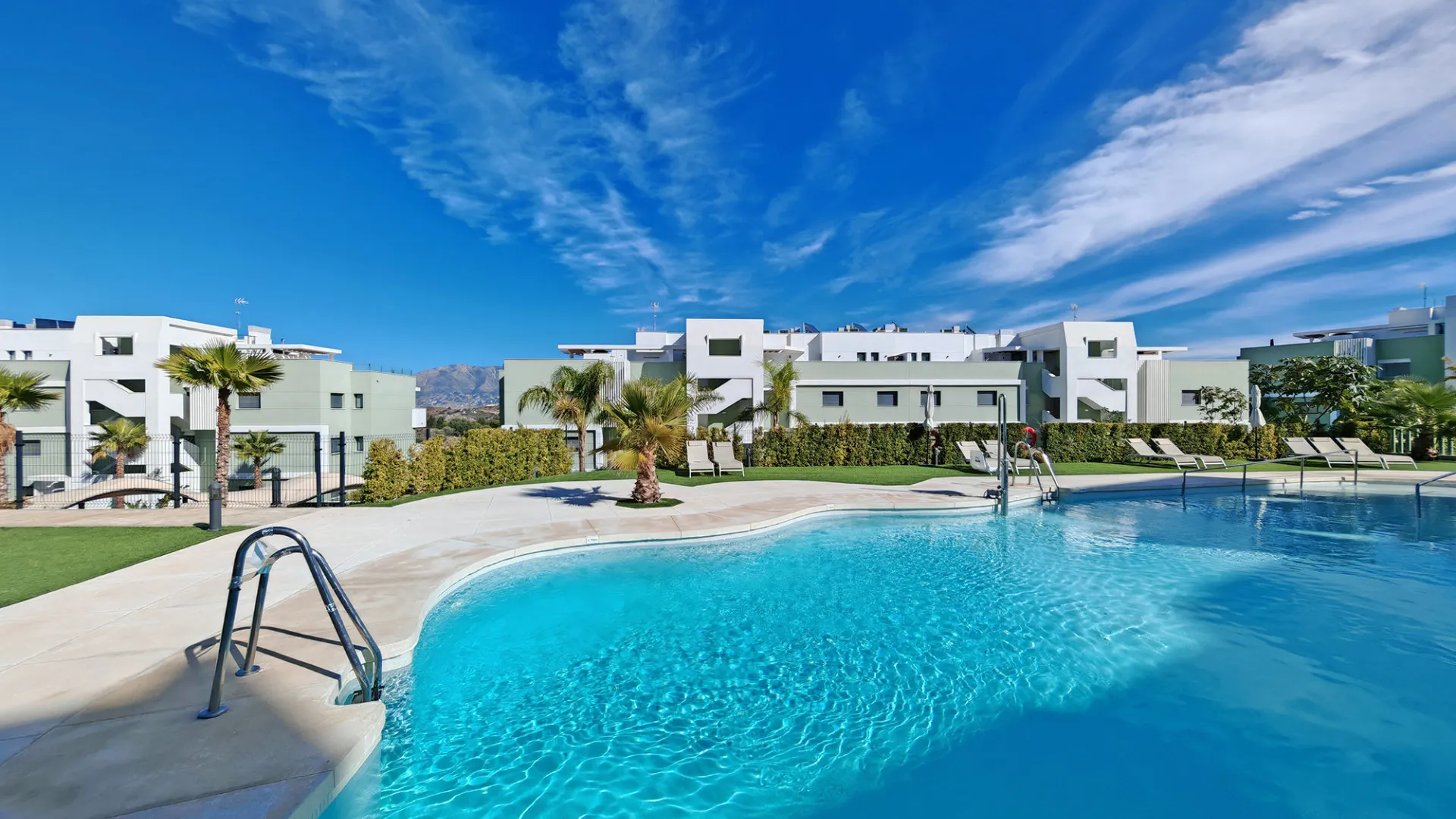 Cala de Mijas, apartamento planta baja en venta de 2 dormitorios