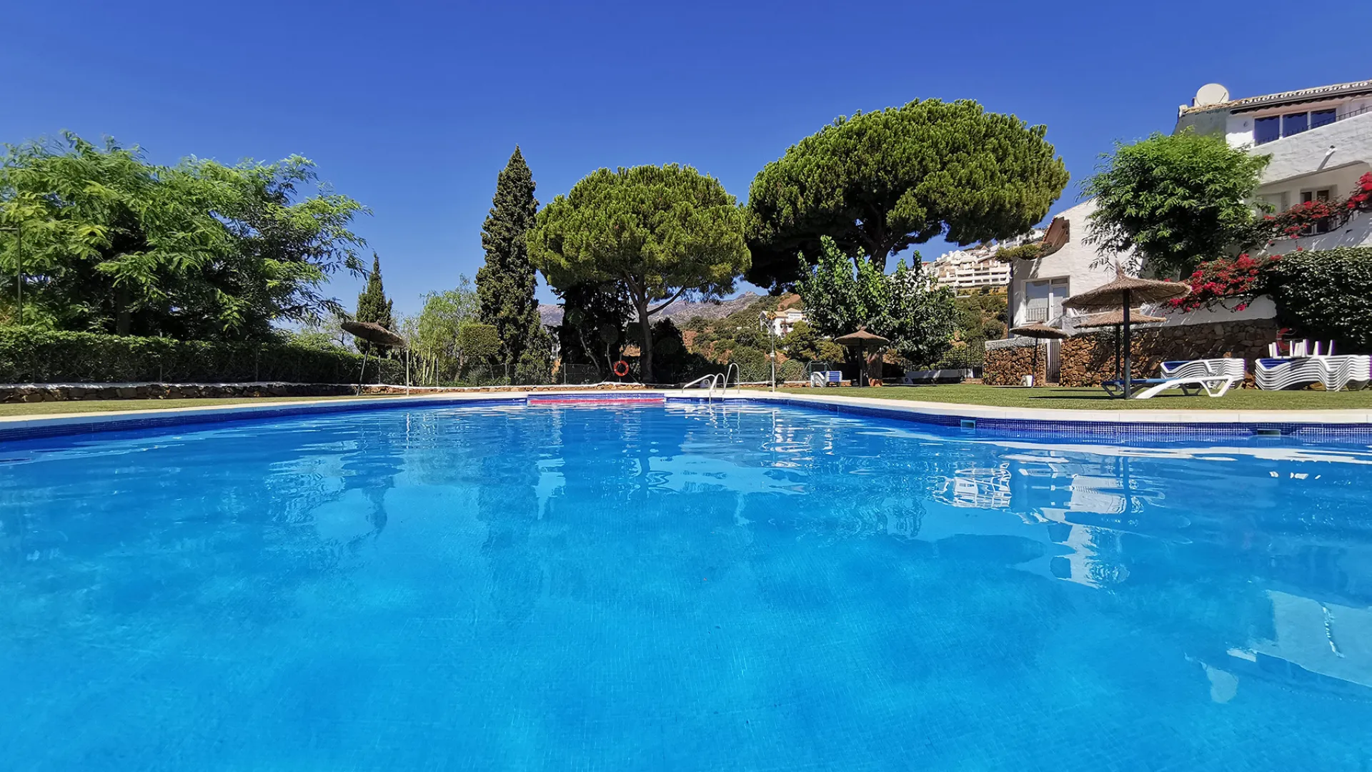Se vende adosado de 4 dormitorios en Los Altos de los Monteros