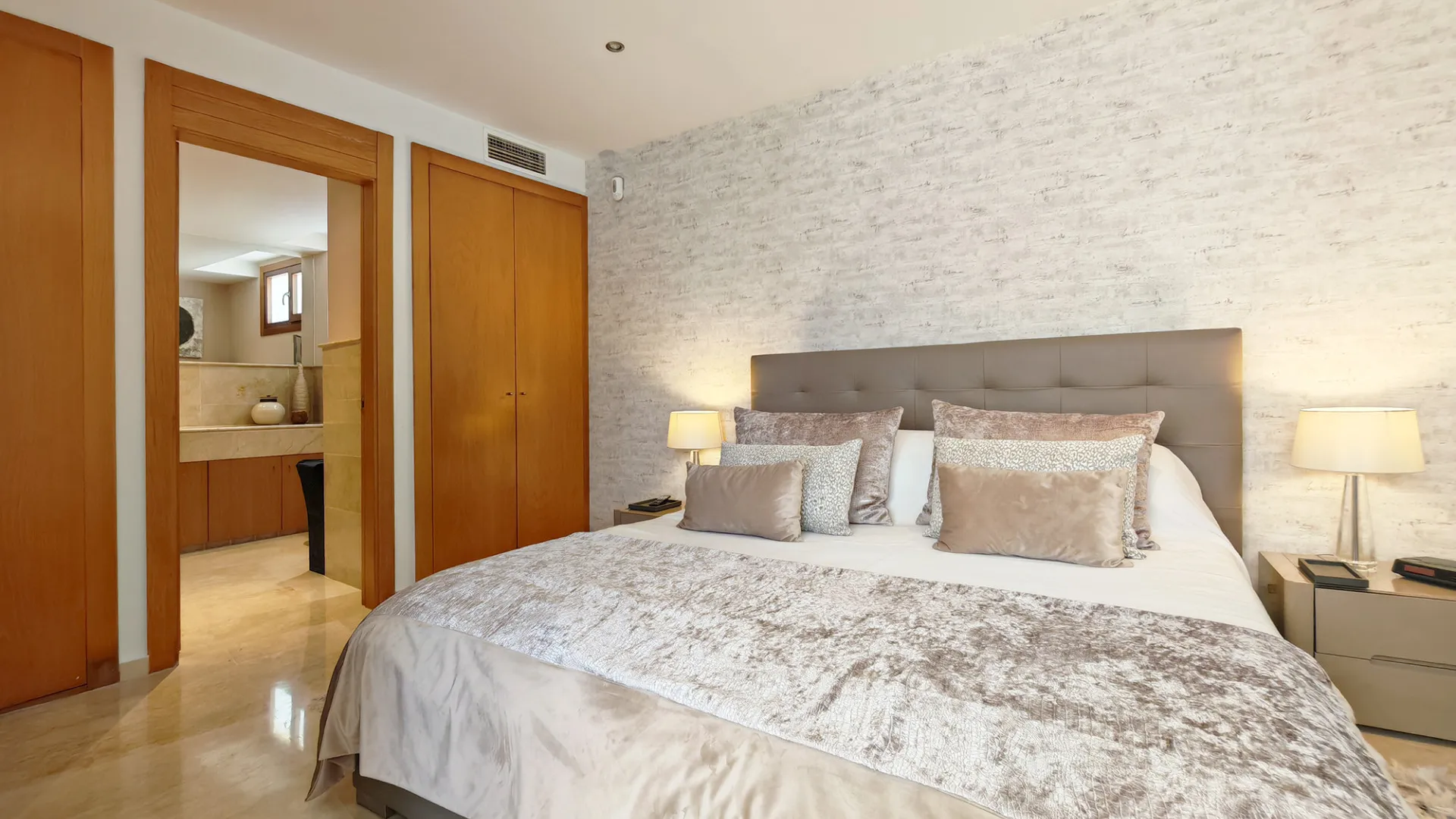 Los Altos de los Monteros, apartamento en venta de 3 dormitorios