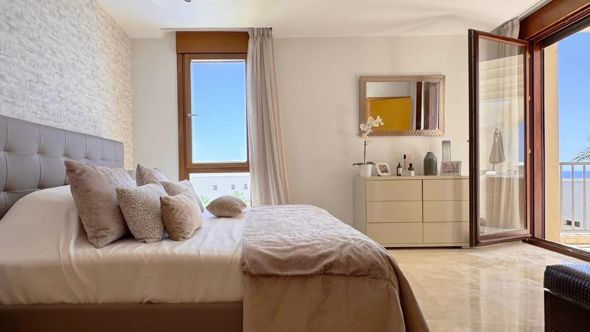Los Altos de los Monteros, apartamento en venta de 3 dormitorios
