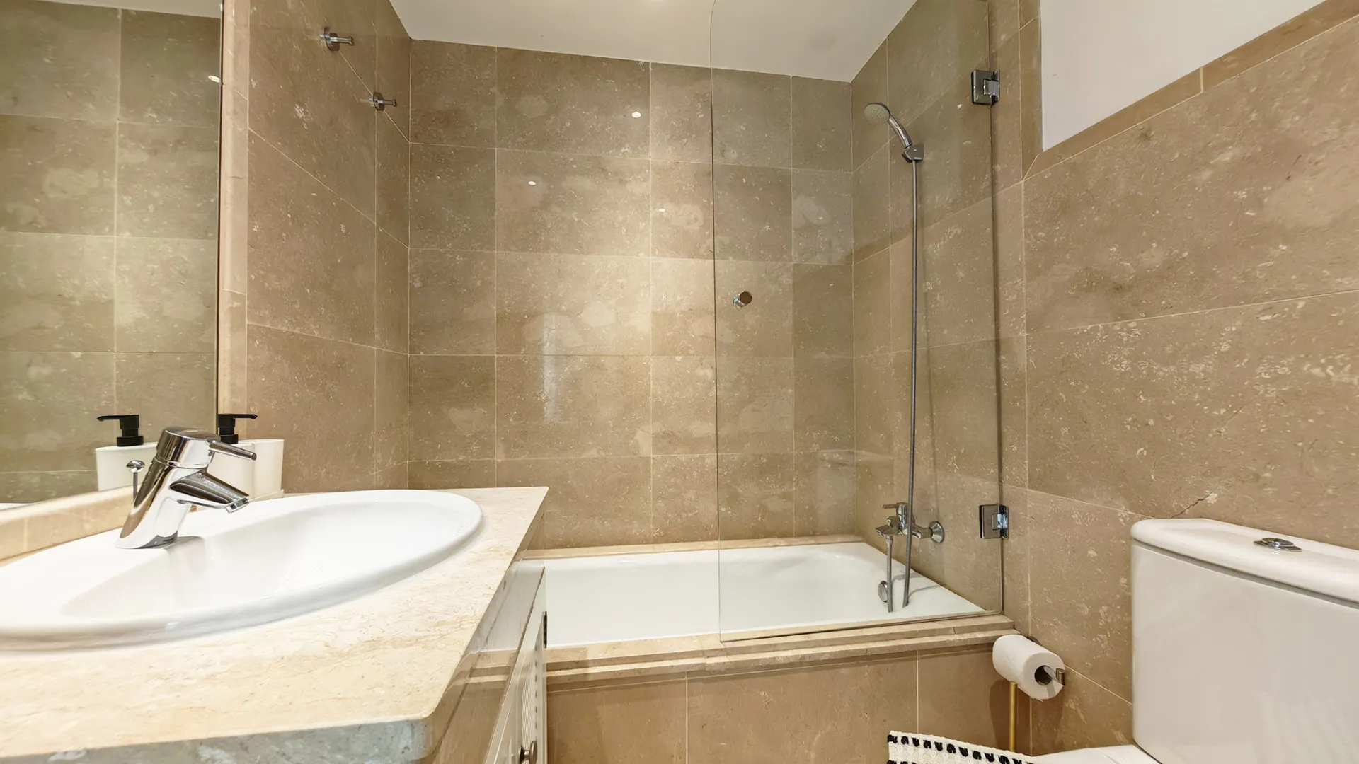 For sale ground floor apartment in La Mairena