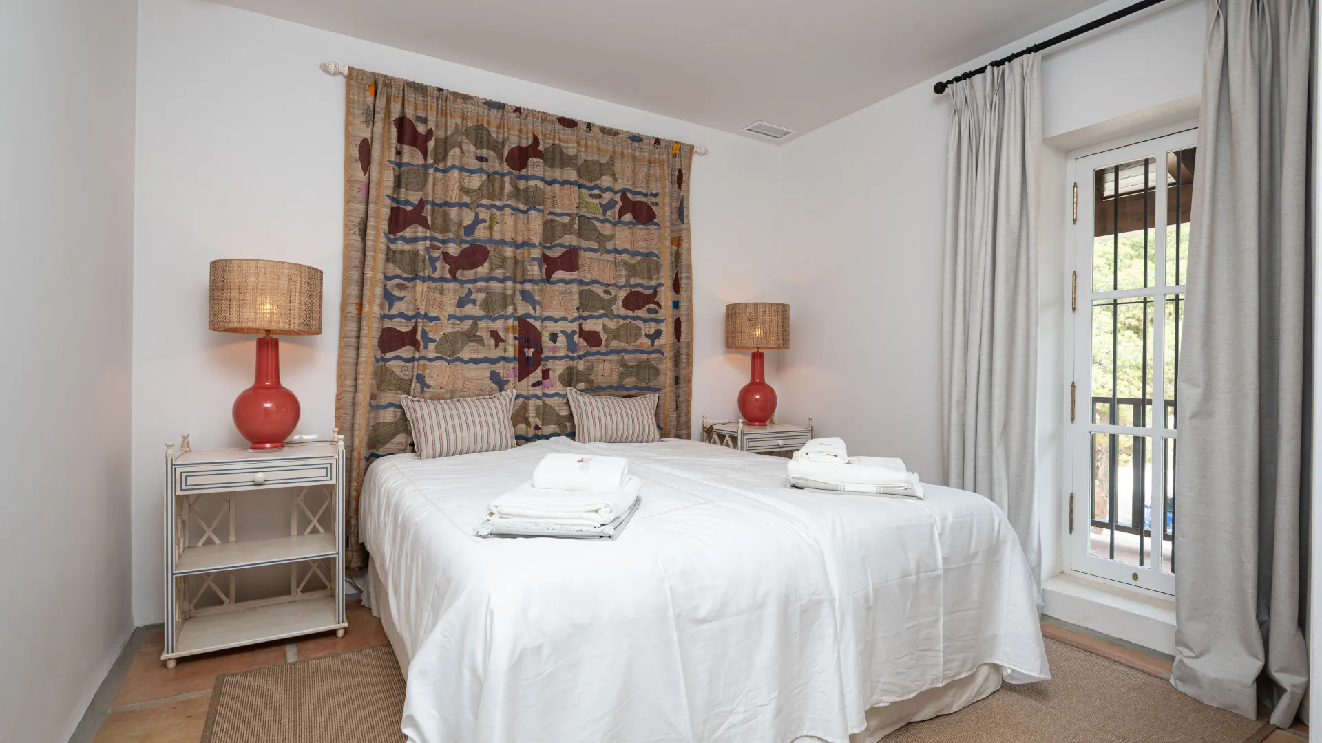 For sale 35 bedrooms hotel in Torreblanca
