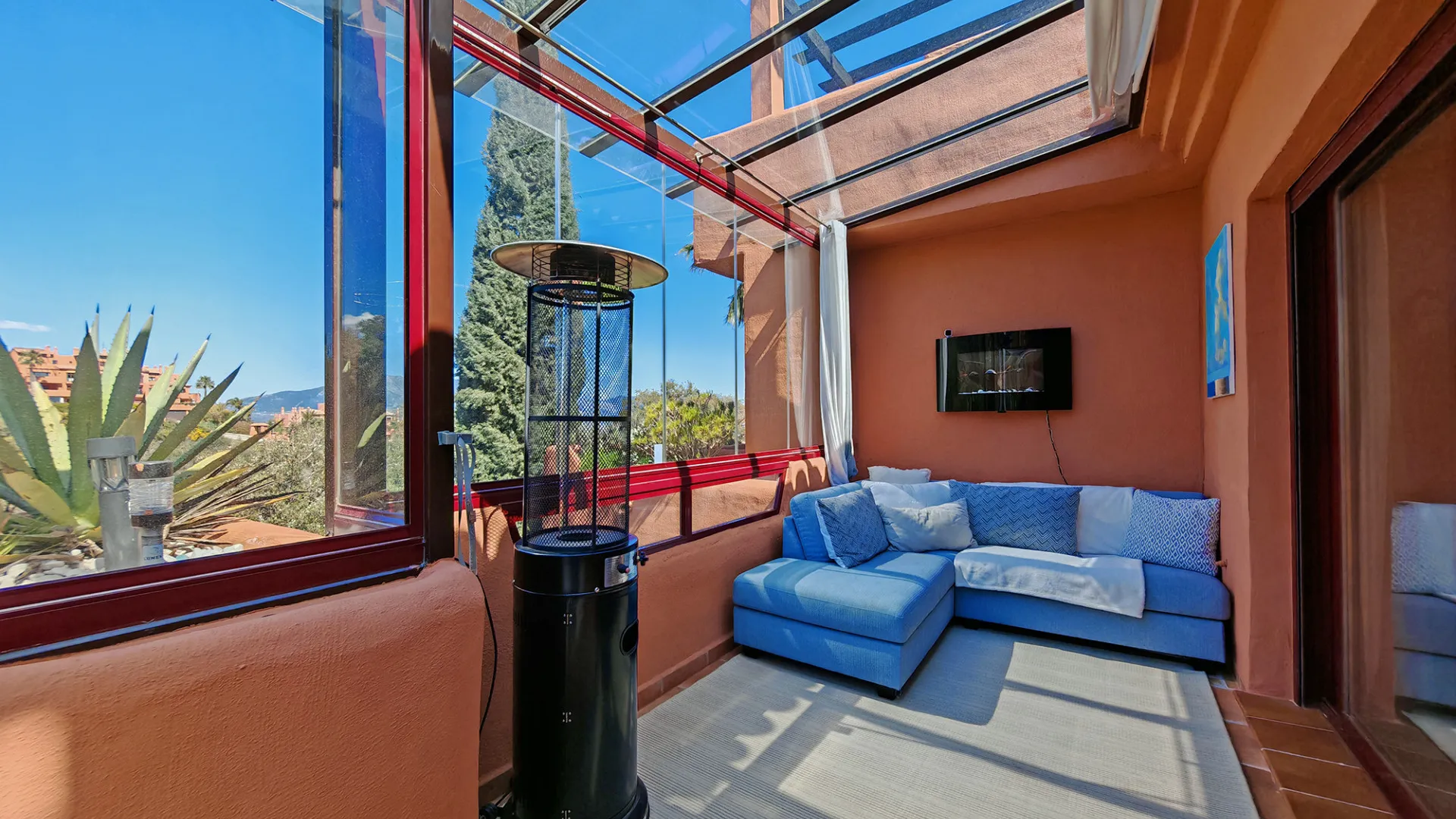For sale La Mairena duplex with 3 bedrooms