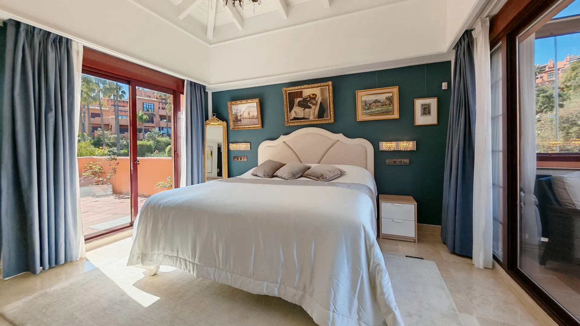 For sale La Mairena duplex with 3 bedrooms