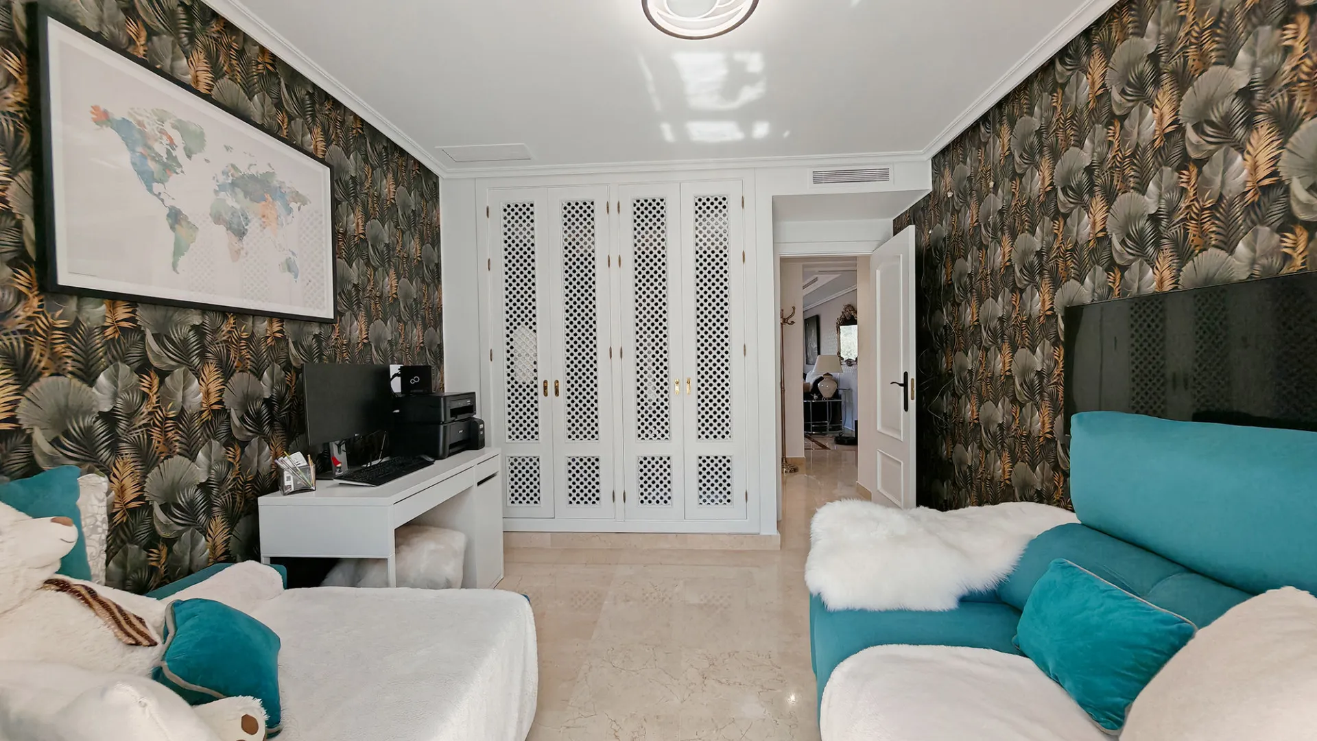 For sale La Mairena duplex with 3 bedrooms