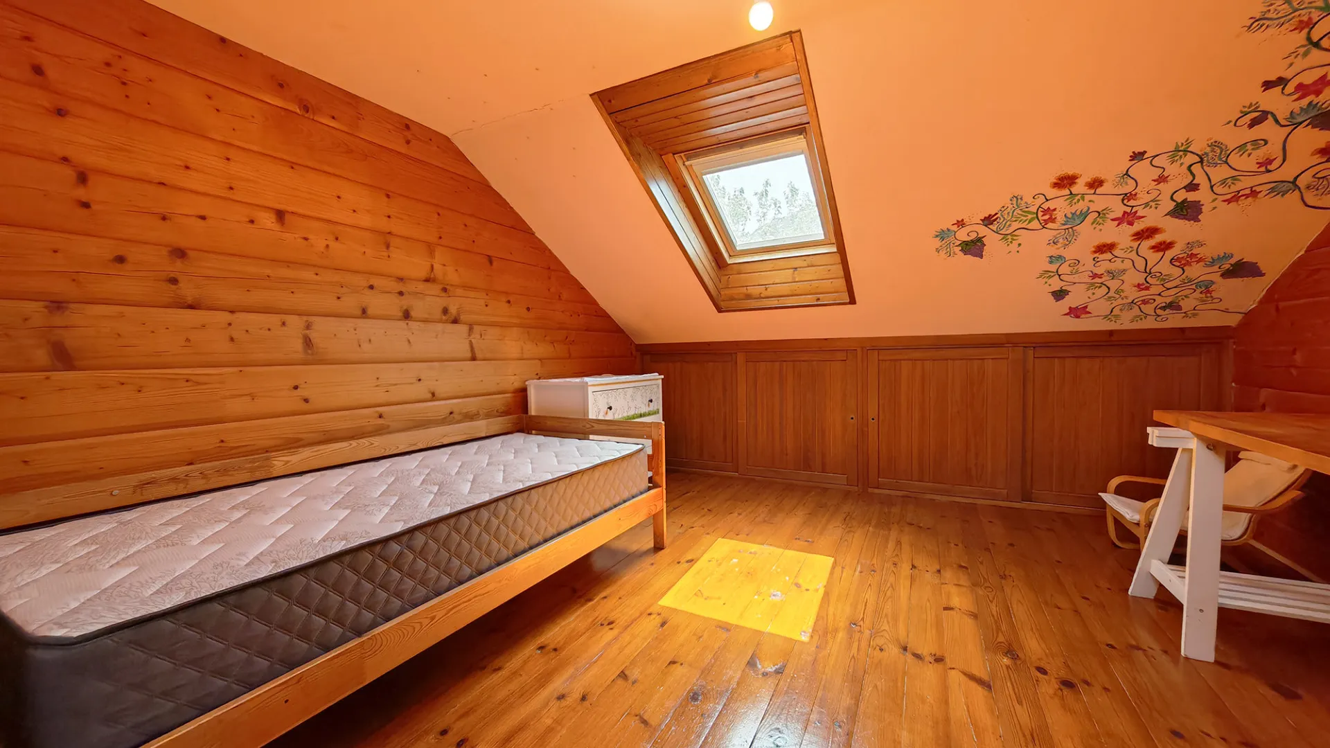 Ojen, finca con 3 dormitorios a la venta