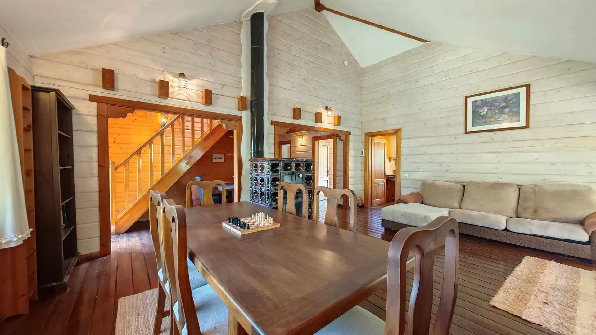 Ojen, finca con 3 dormitorios a la venta