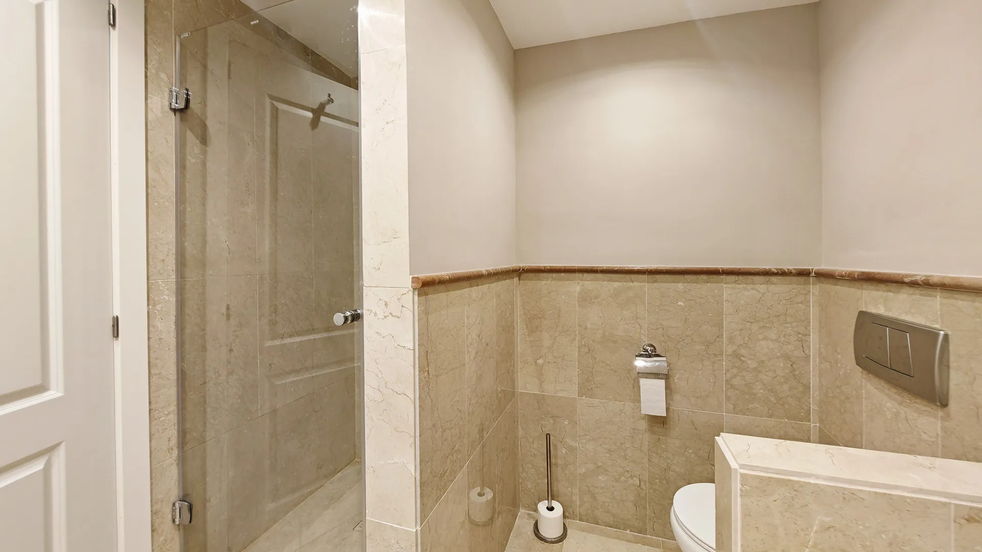 For sale Cascadas de las Lomas ground floor apartment with 3 bedrooms
