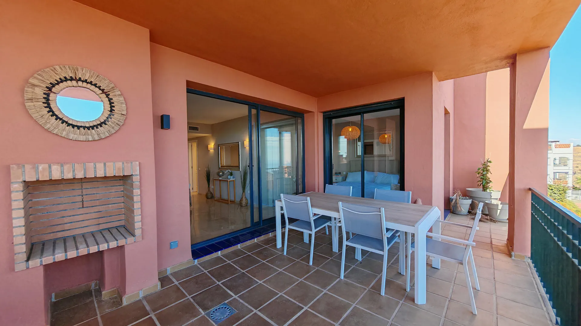 For sale Cascadas de las Lomas ground floor apartment with 3 bedrooms