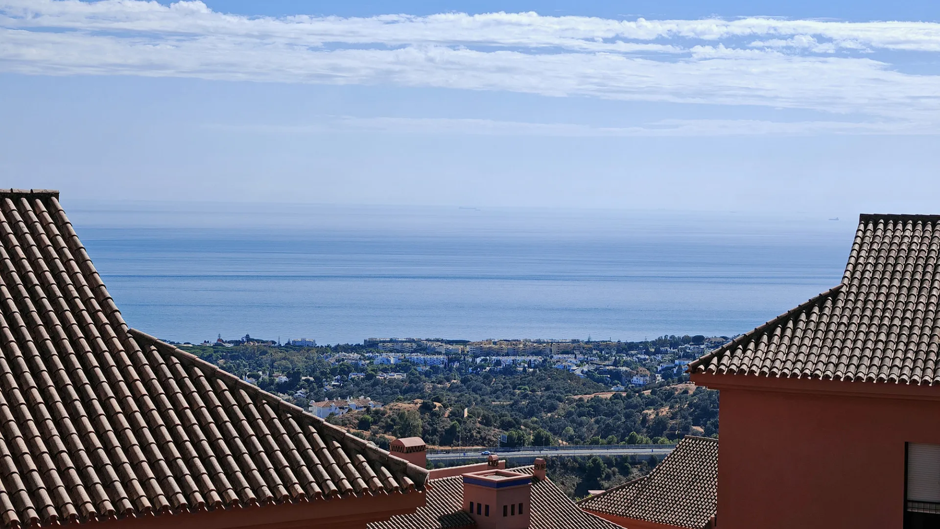 For sale Cascadas de las Lomas ground floor apartment with 3 bedrooms