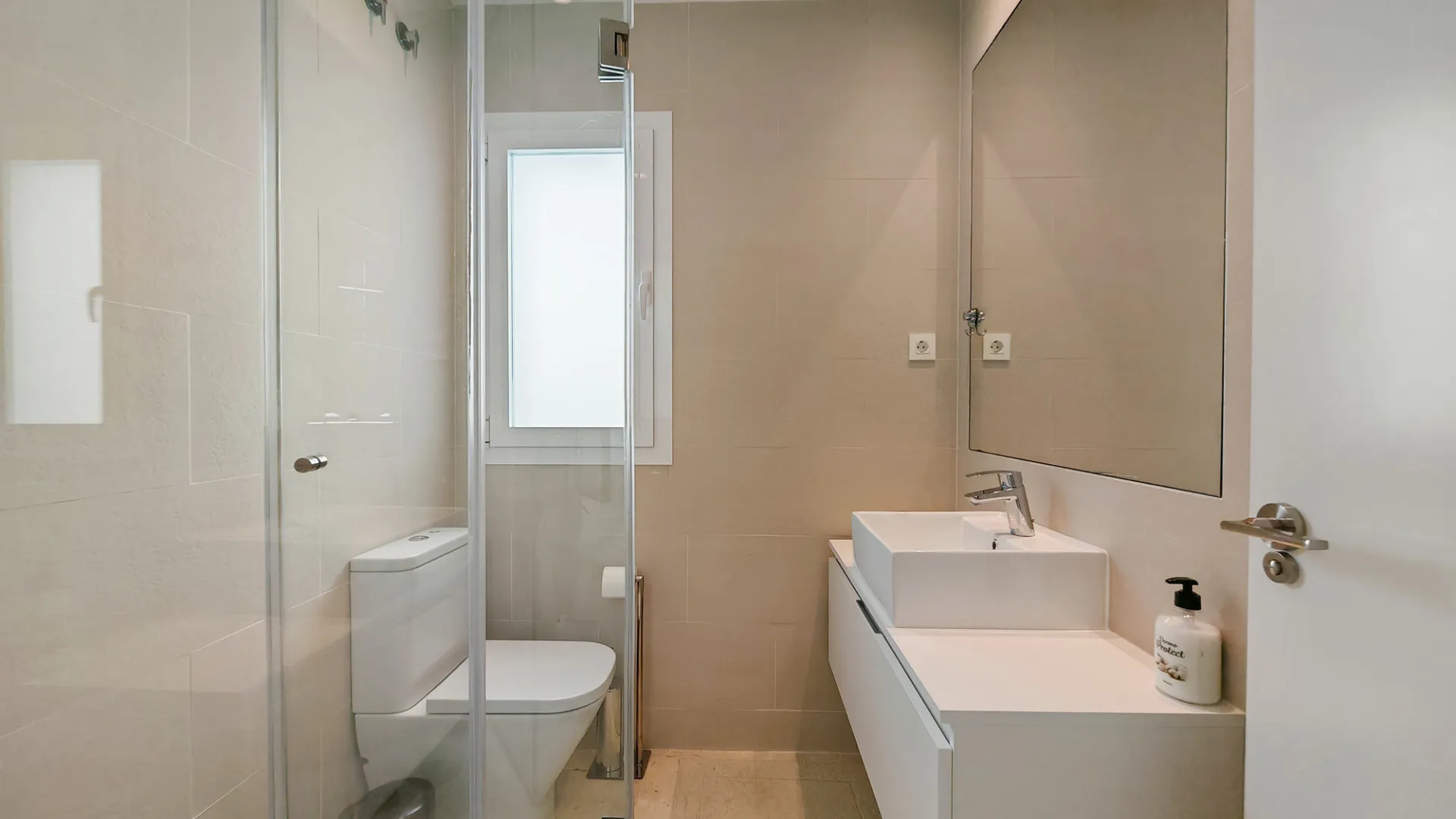 For sale ground floor apartment in Paraiso Pueblo