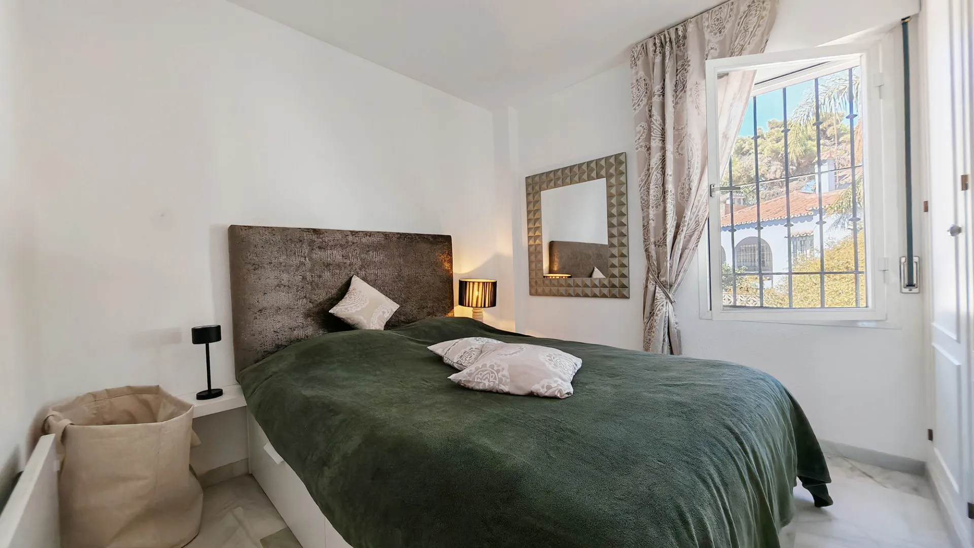 Atico duplex en venta con 3 dormitorios en Costabella