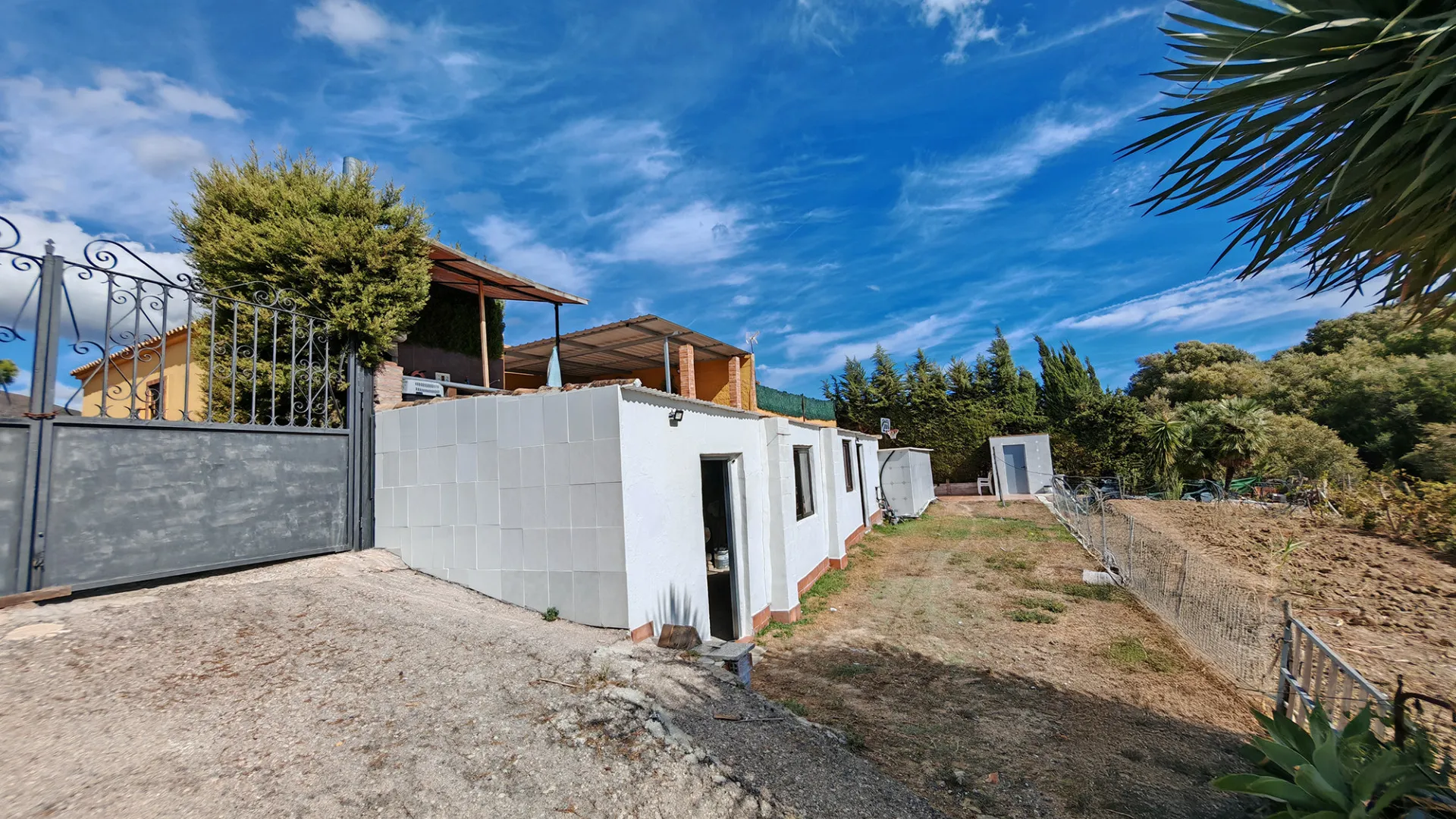 Guadalobon, finca de 3 dormitorios en venta