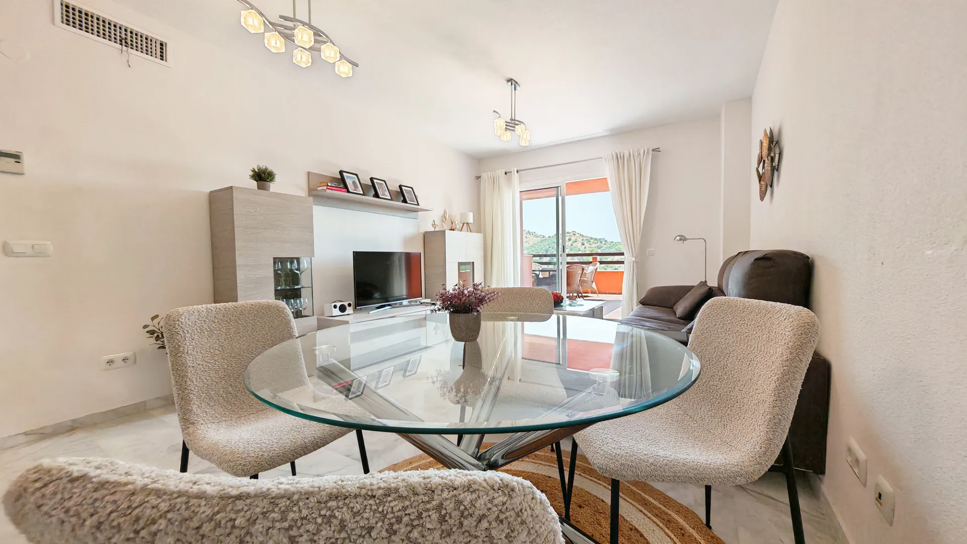 Apartamento de 2 dormitorios en venta en La Reserva de Marbella