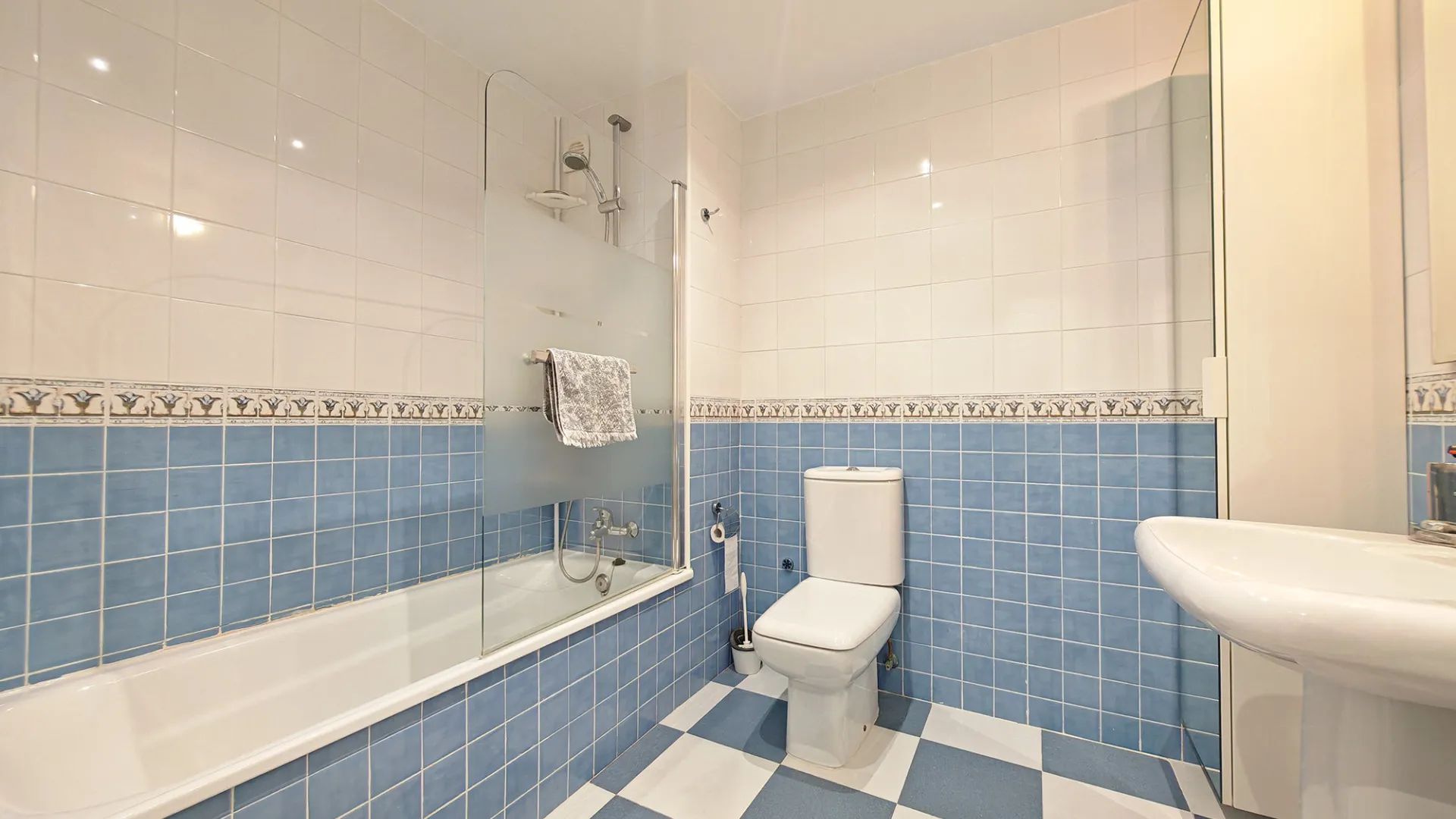 Apartamento de 2 dormitorios en venta en La Reserva de Marbella