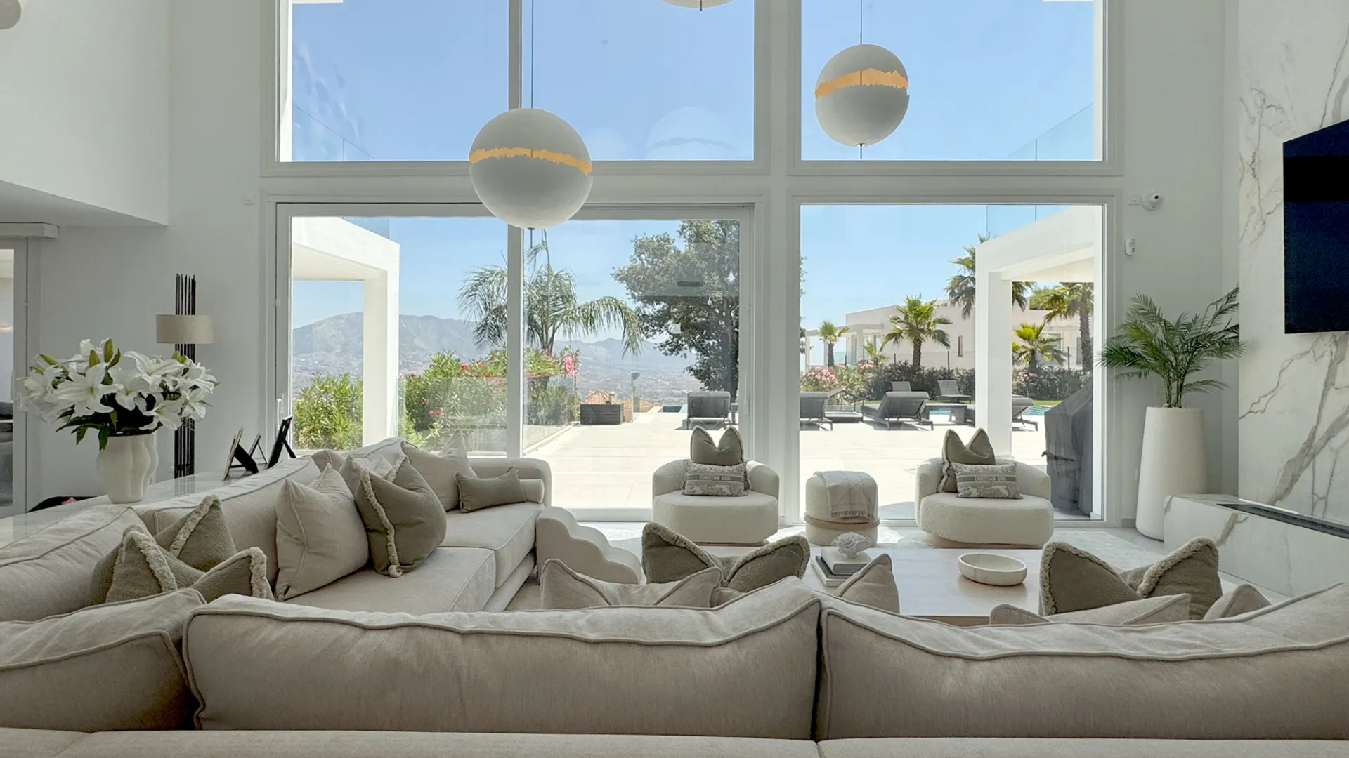 La Mairena 4 bedrooms villa for sale