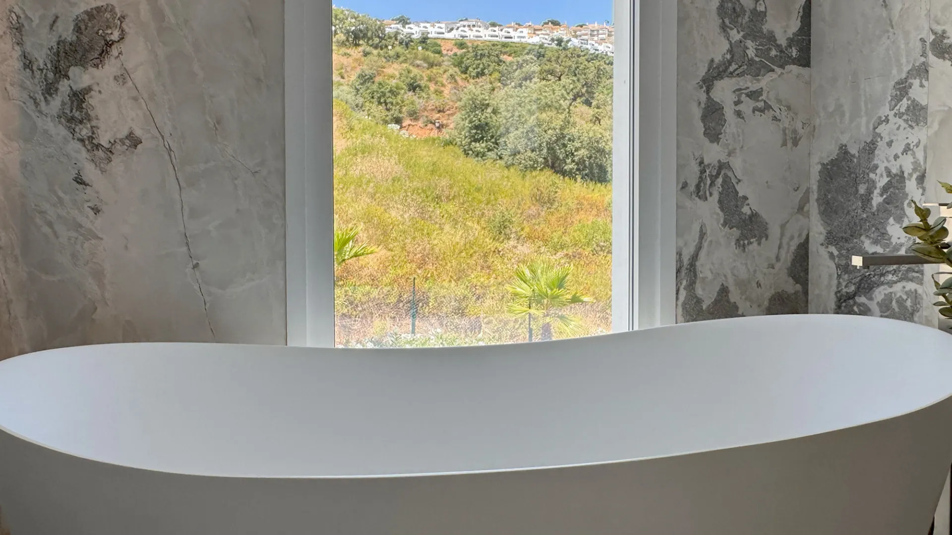 La Mairena 4 bedrooms villa for sale